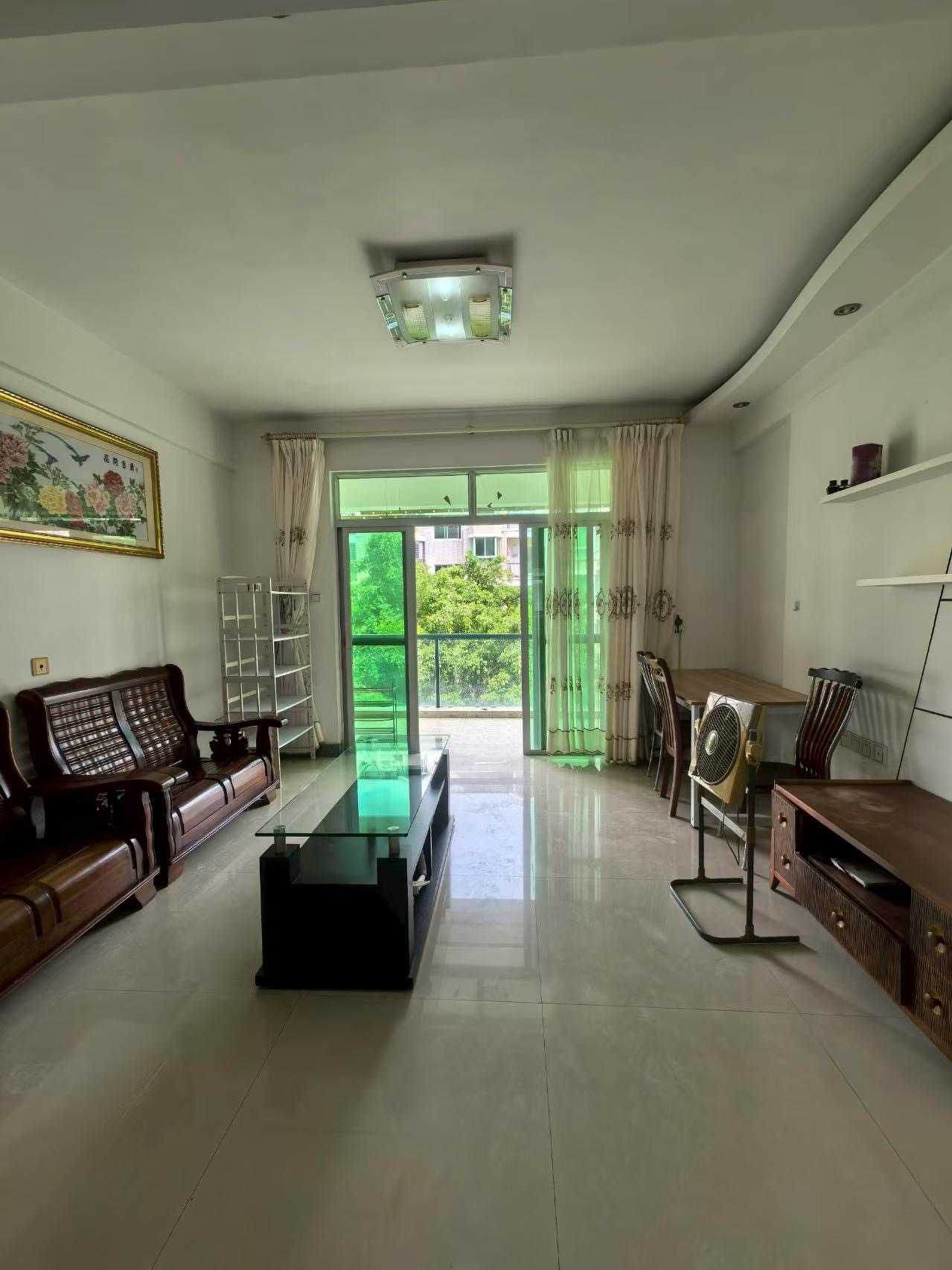 绿色佳园 3室2厅2卫 2200.0元/月 绿色佳园 3室2厅2卫 2200.0元/月室内图