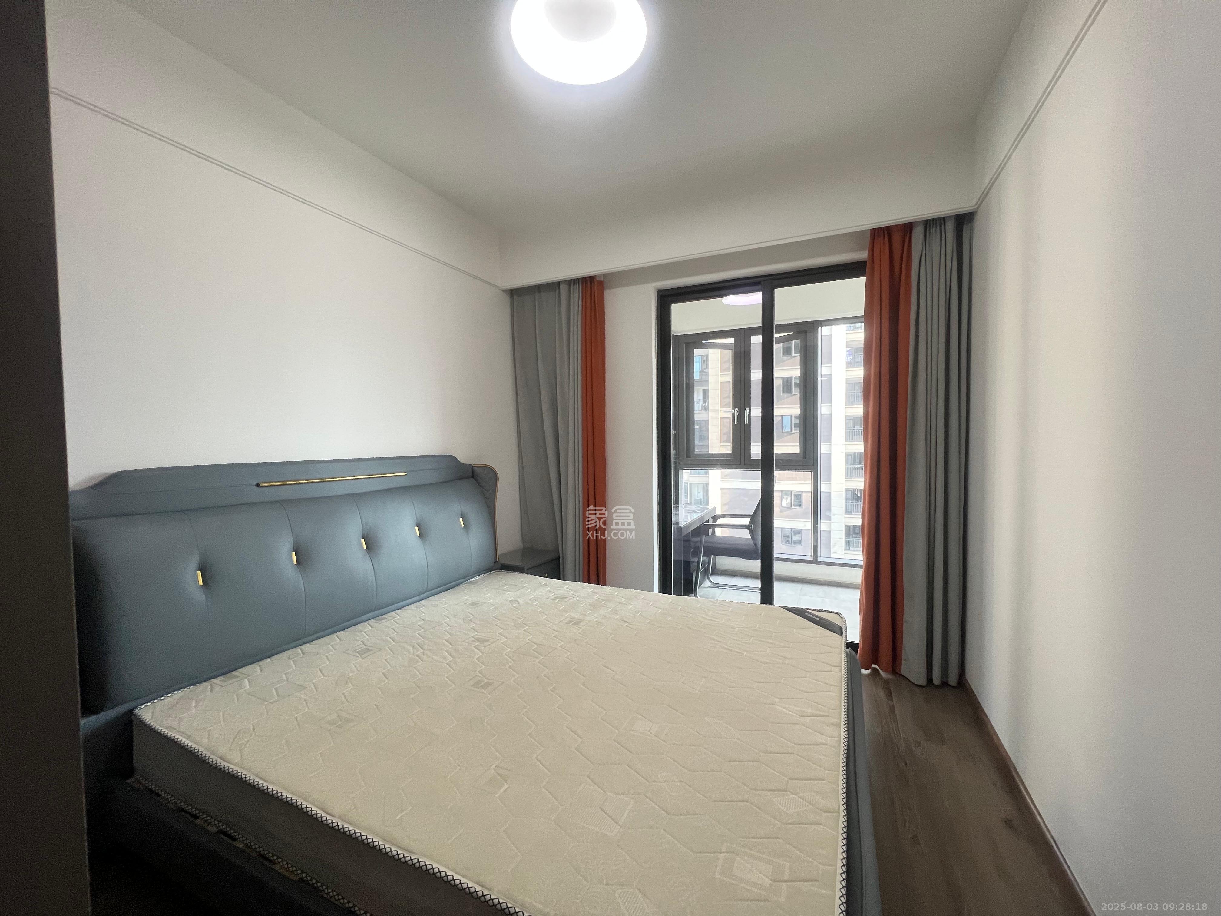 金茂建发泊悦 3室2厅2卫 3500.0元/月 金茂建发泊悦 3室2厅2卫 3500.0元/月室内图