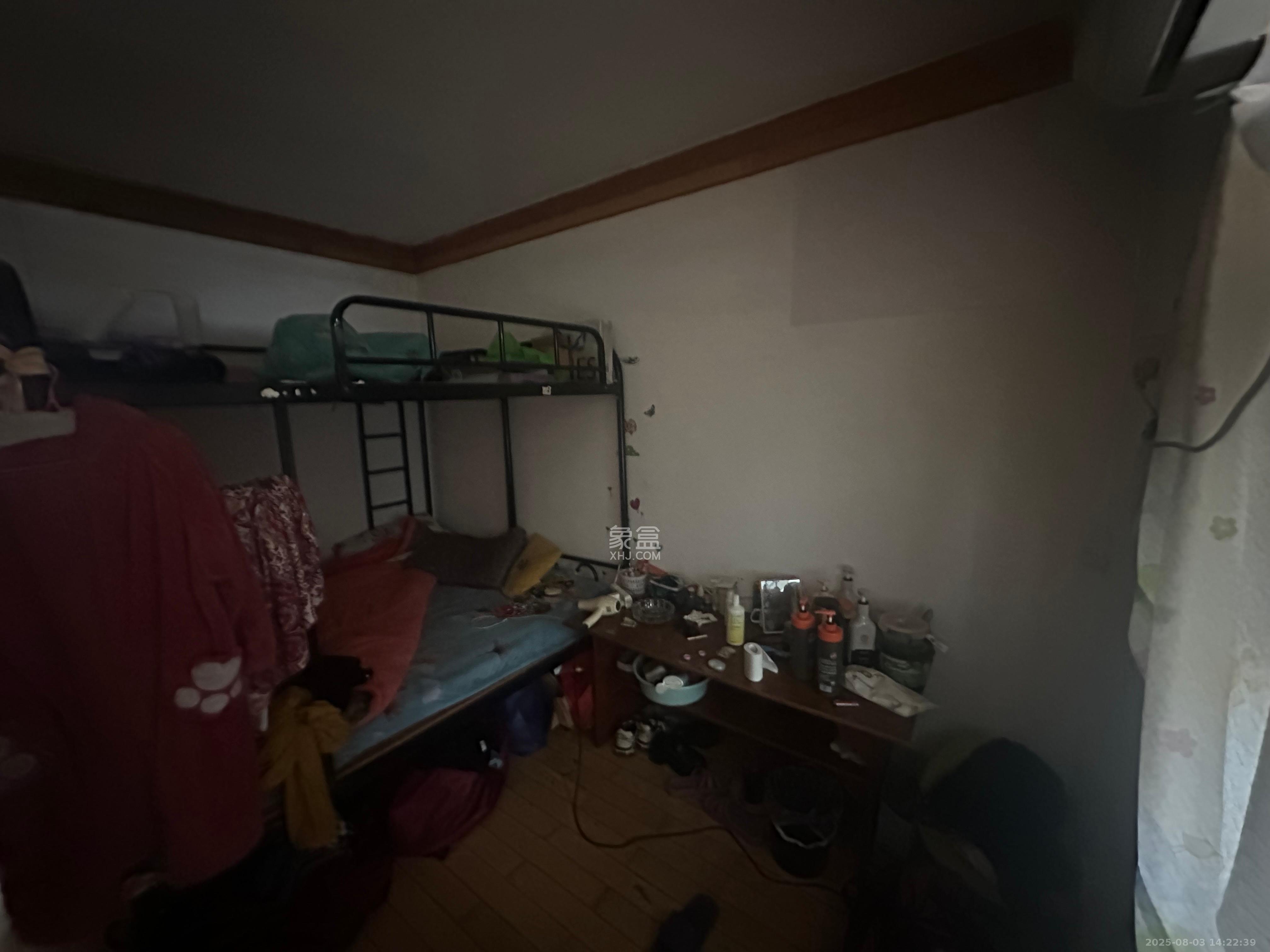 育英小学宿舍 4室1厅1卫 3000.0元/月 育英小学宿舍 4室1厅1卫 3000.0元/月室内图