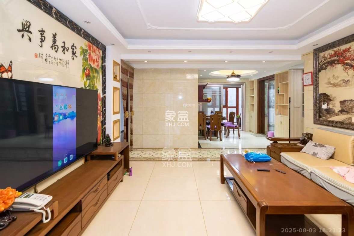 润和紫郡一期 5室2厅2卫 3000.0元/月 润和紫郡一期 5室2厅2卫 3000.0元/月室内图