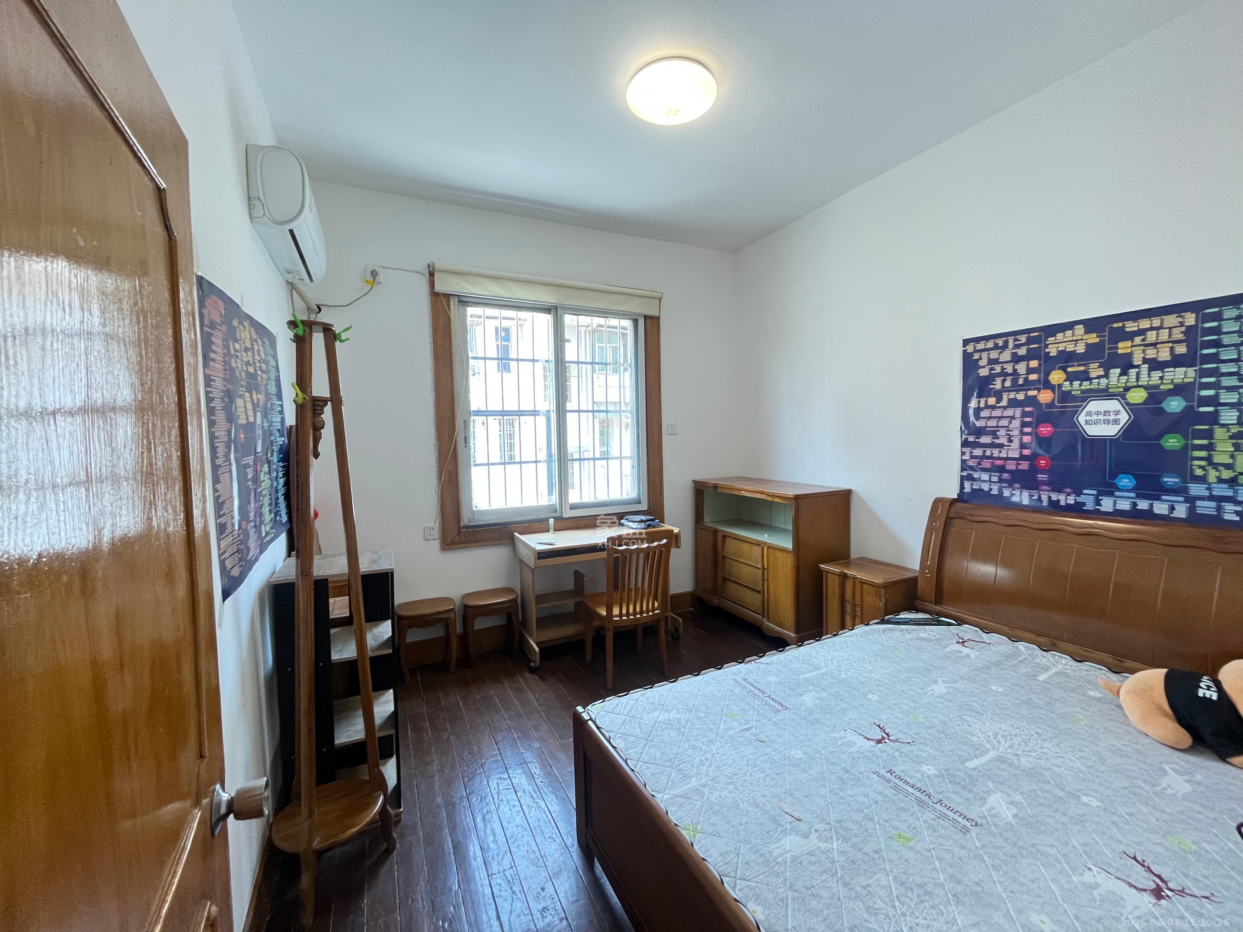 汽贸大厦 2室1厅1卫 2200.0元/月 汽贸大厦 2室1厅1卫 2200.0元/月室内图