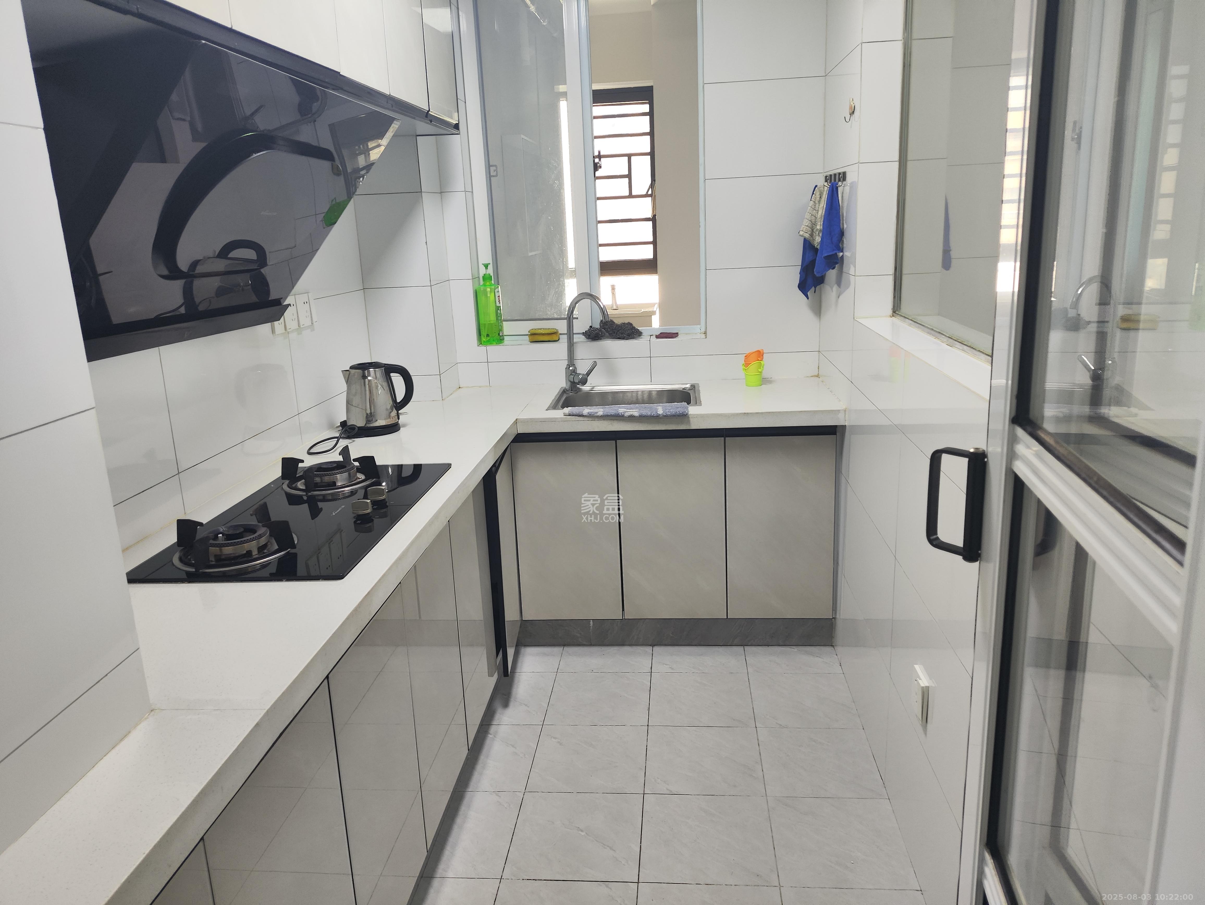 尚清雅苑 3室2厅1卫 5000.0元/月 尚清雅苑 3室2厅1卫 5000.0元/月室内图