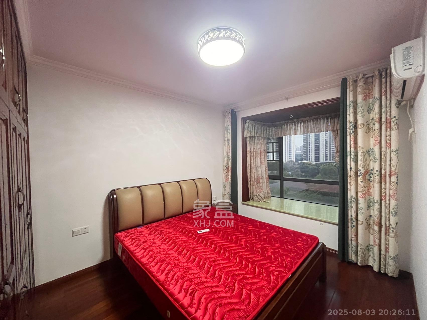 梅溪峰汇(房聚梅溪壹中心) 3室2厅1卫 2800.0元/月 梅溪峰汇(房聚梅溪壹中心) 3室2厅1卫 2800.0元/月室内图