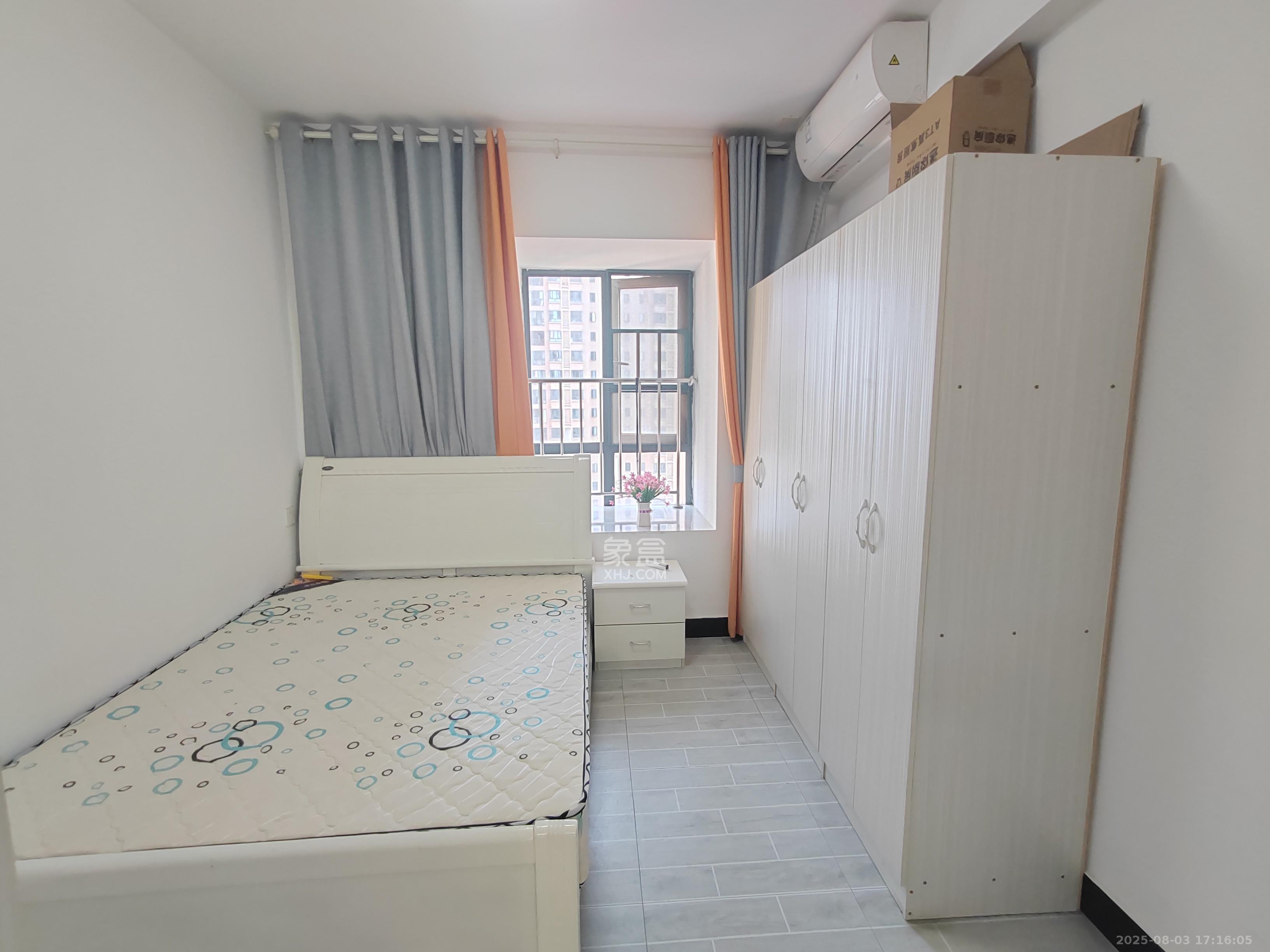 金湘苑(星澜之悦)  3室2厅2卫    2100.0元/月 金湘苑(星澜之悦)  3室2厅2卫    2100.0元/月室内图