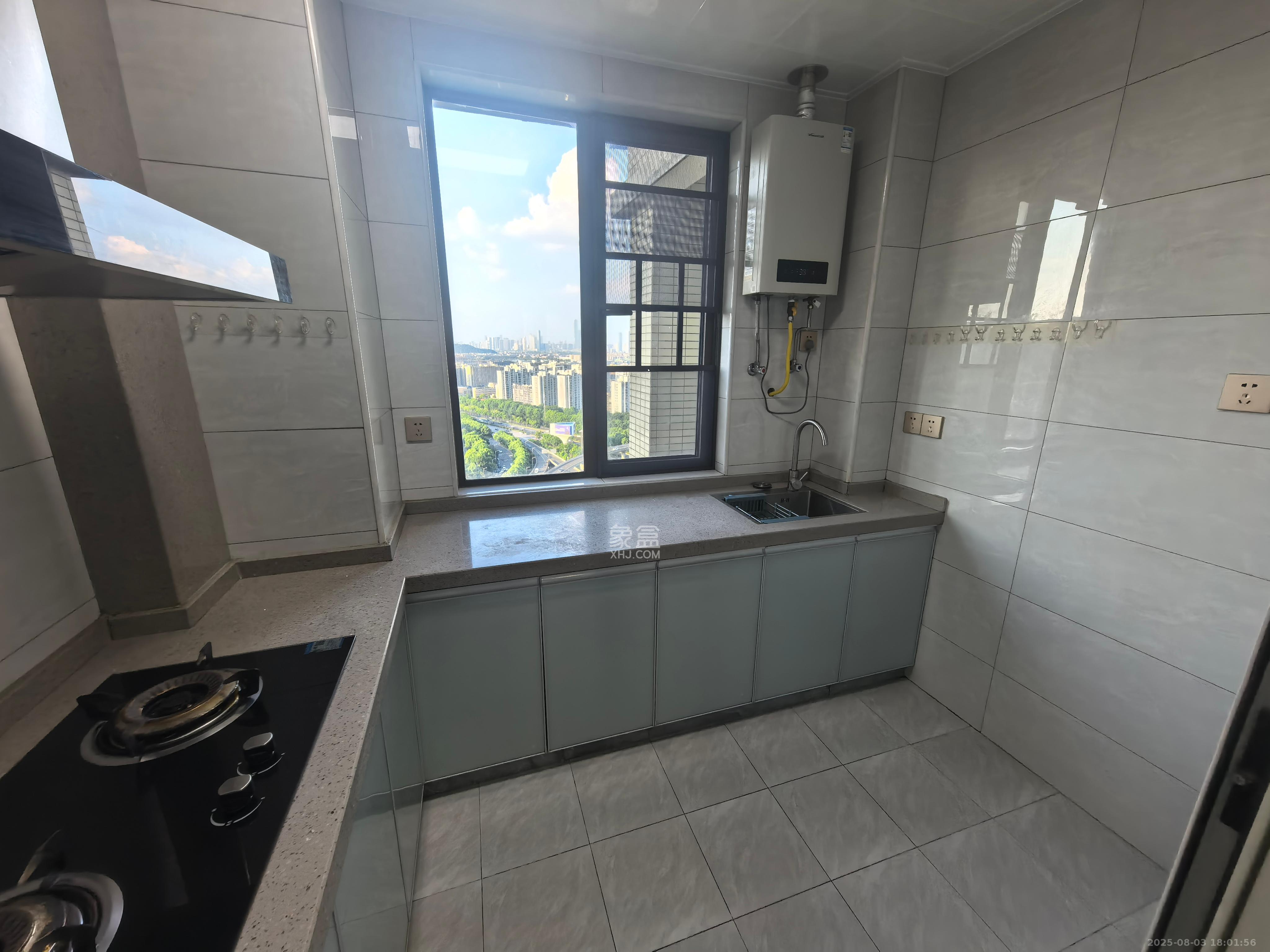 惟泽园  3室2厅2卫    2500.0元/月室内图