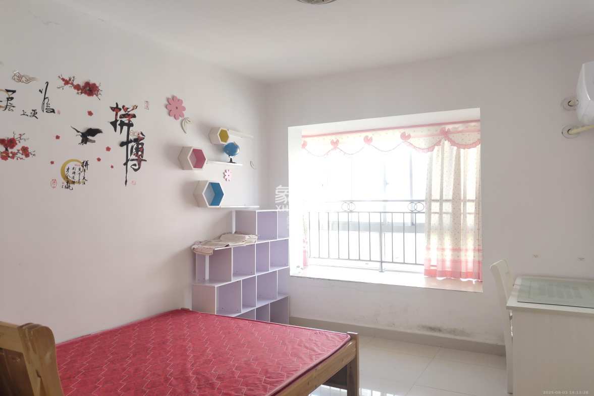 景江雅苑 2室2厅1卫 2500.00元/月 景江雅苑 2室2厅1卫 2500.00元/月室内图