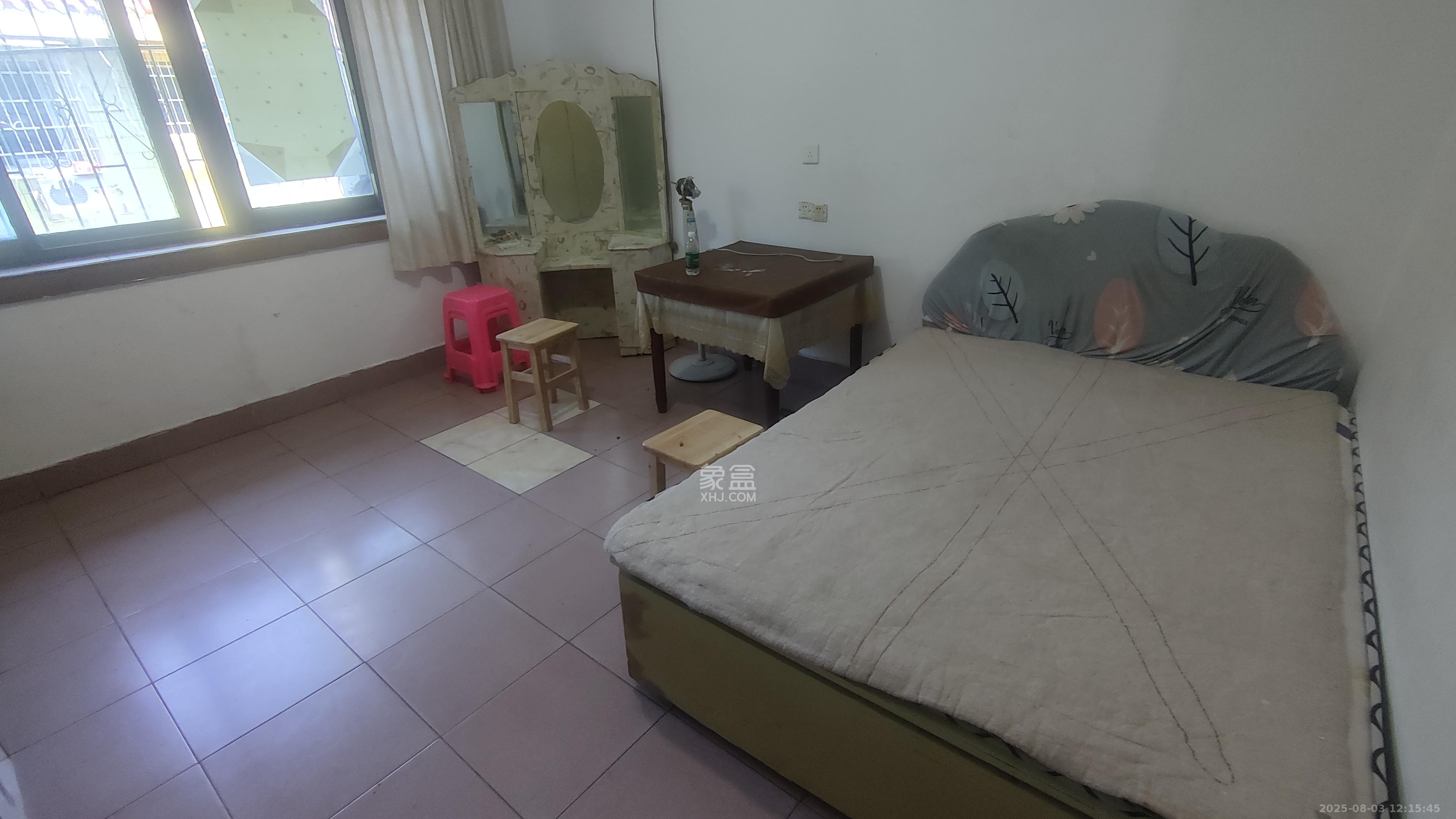 汽车西站商贸城(河西望城坡) 1室0厅0卫 900.0元/月 汽车西站商贸城(河西望城坡) 1室0厅0卫 900.0元/月室内图