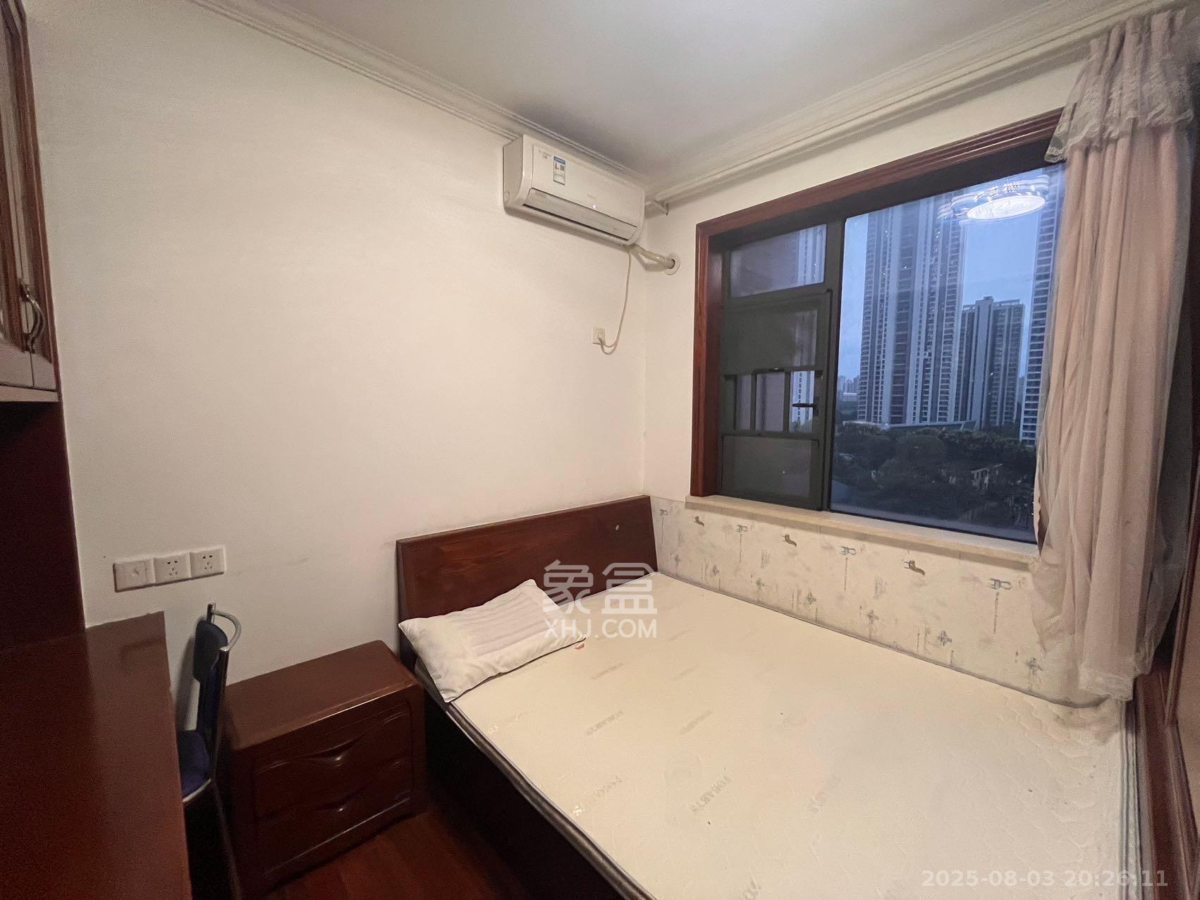 梅溪峰汇（房聚梅溪壹中心）  3室2厅1卫    2800.0元/月室内图