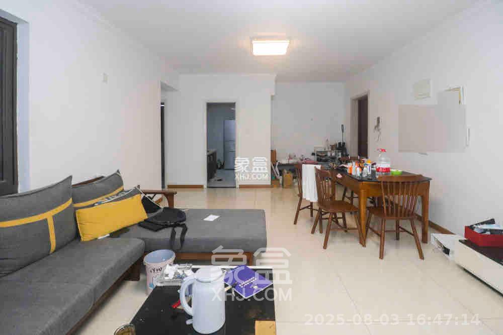 南山雍江汇(滨江国际新城) 3室2厅1卫 3100.0元/月 南山雍江汇(滨江国际新城) 3室2厅1卫 3100.0元/月室内图