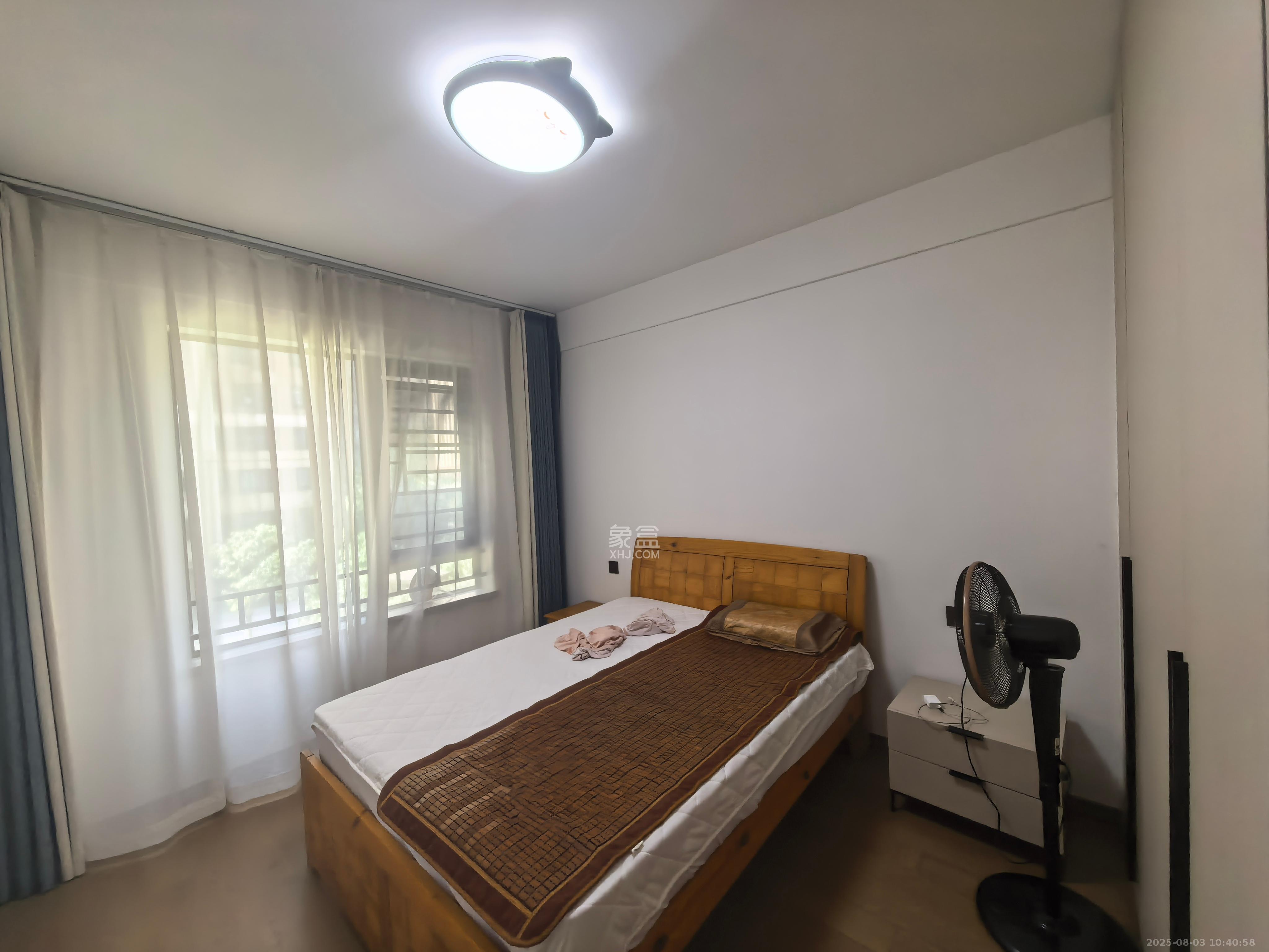 卓越江岸 4室2厅2卫 5500.0元/月 卓越江岸 4室2厅2卫 5500.0元/月室内图