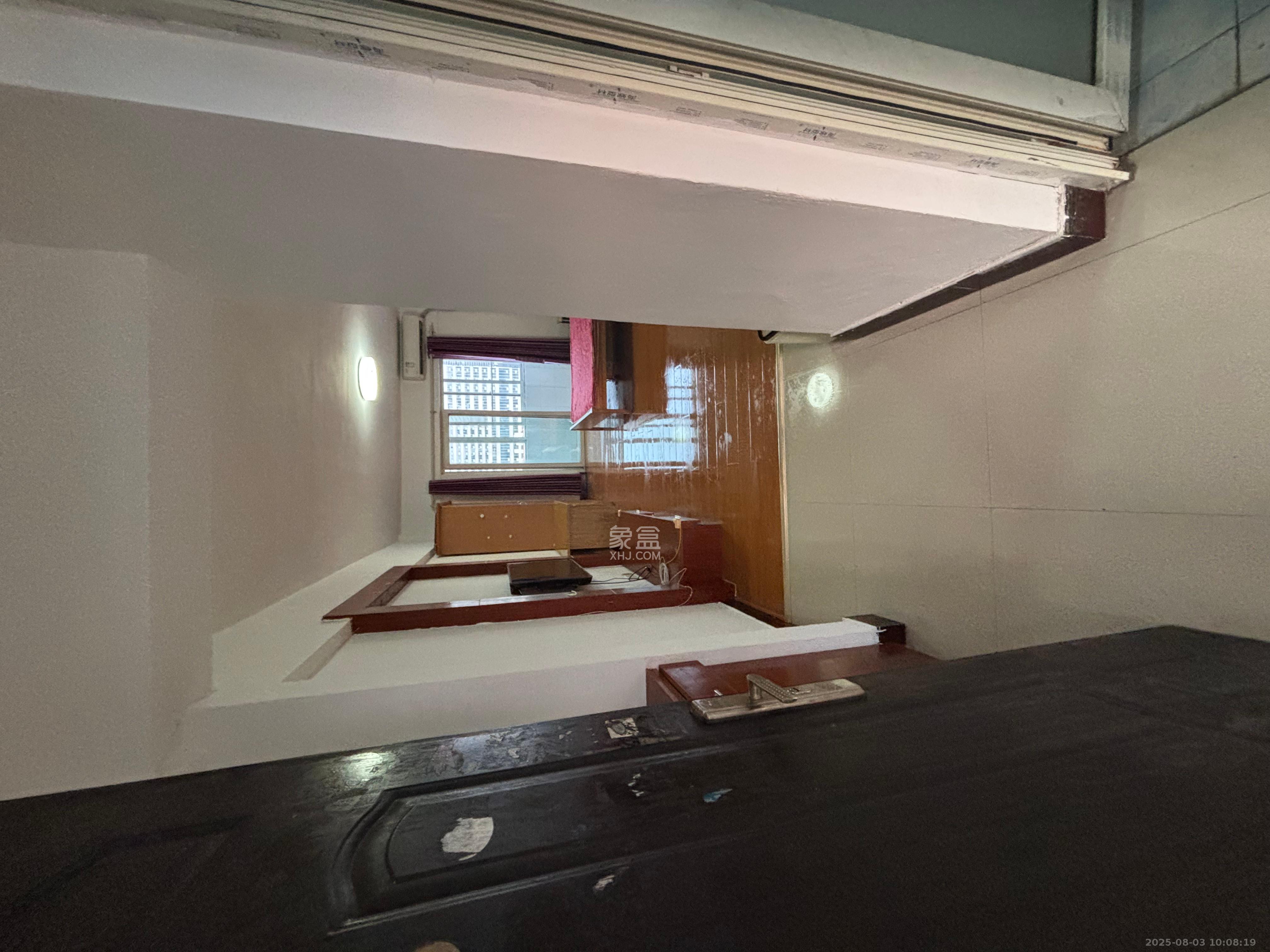 玛依拉山庄  1室1厅1卫    1350.0元/月室内图