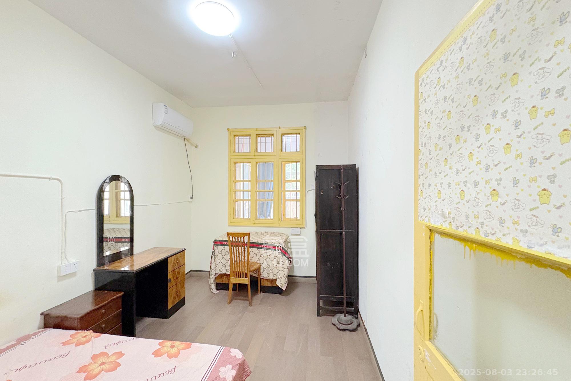 湖南省道路运输管理局 3室2厅1卫 76.8万 湖南省道路运输管理局 3室2厅1卫 76.8万其他