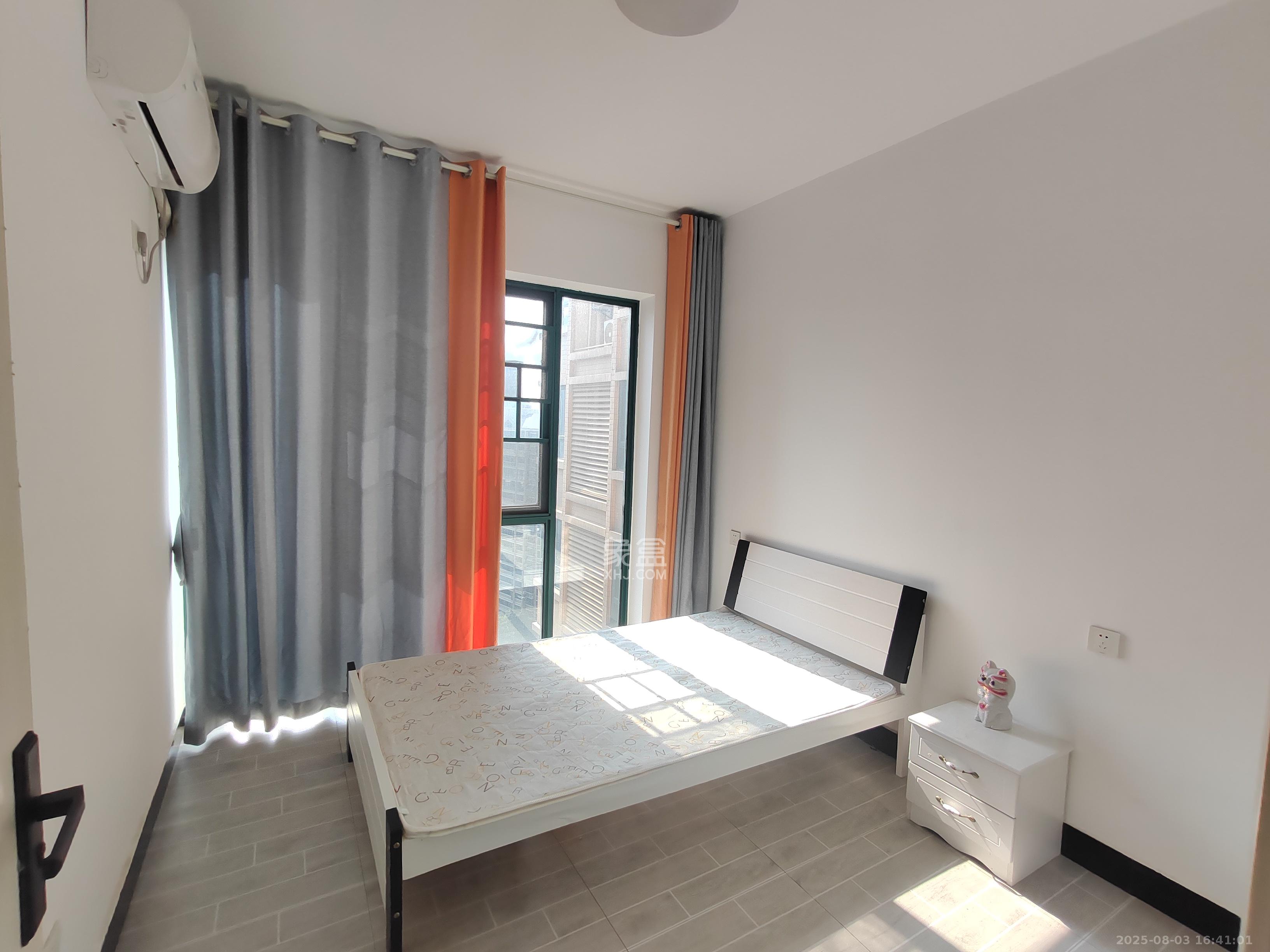 金湘苑(星澜之悦) 4室2厅2卫 1800.0元/月 金湘苑(星澜之悦) 4室2厅2卫 1800.0元/月室内图