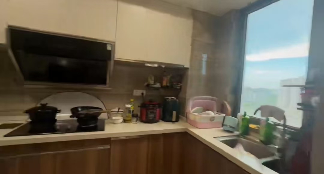 天鹅湾 3室2厅2卫 285.0万 天鹅湾 3室2厅2卫 285.0万室内图