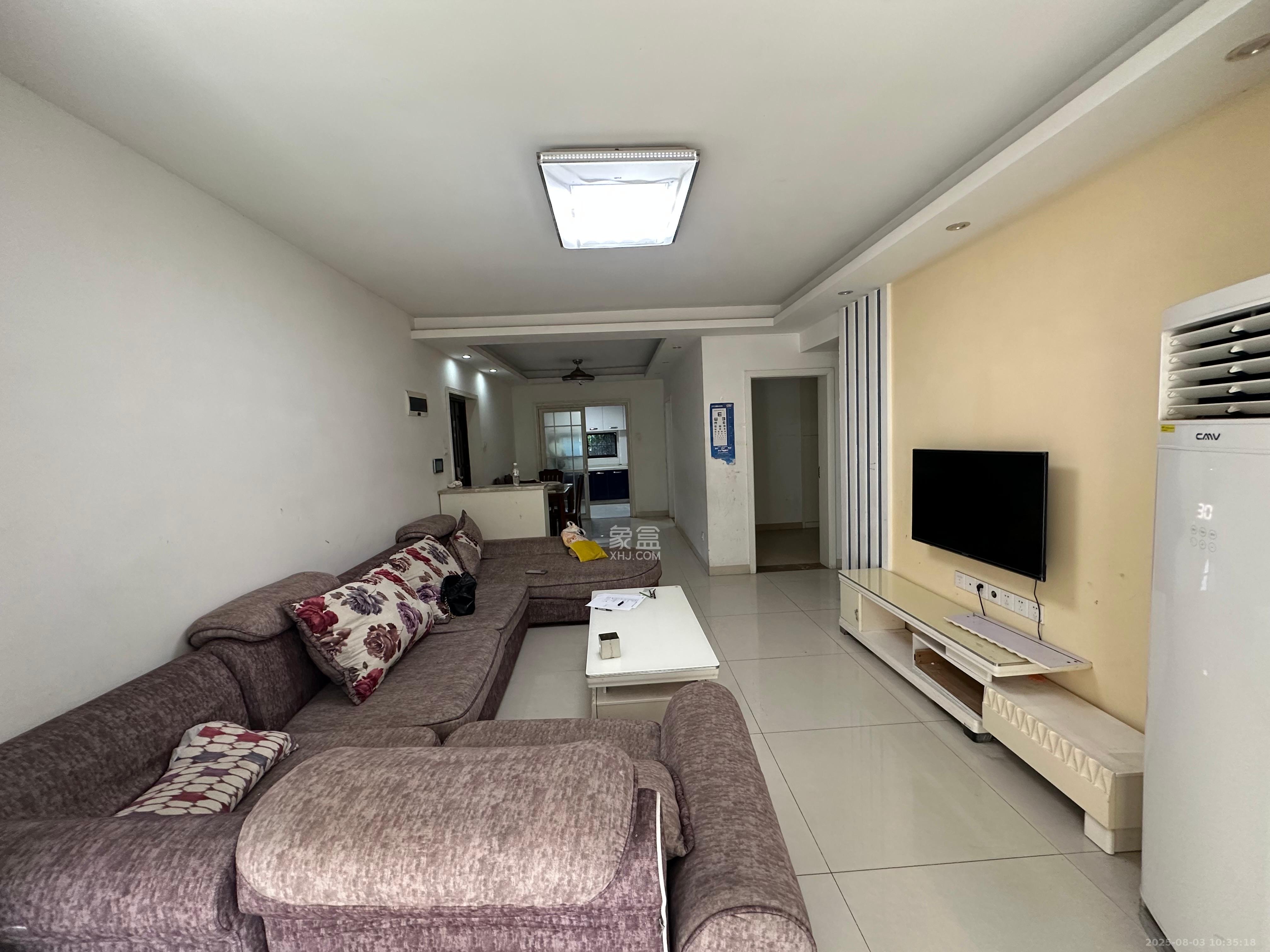 绿地中央广场 3室2厅1卫 3000.0元/月 绿地中央广场 3室2厅1卫 3000.0元/月室内图