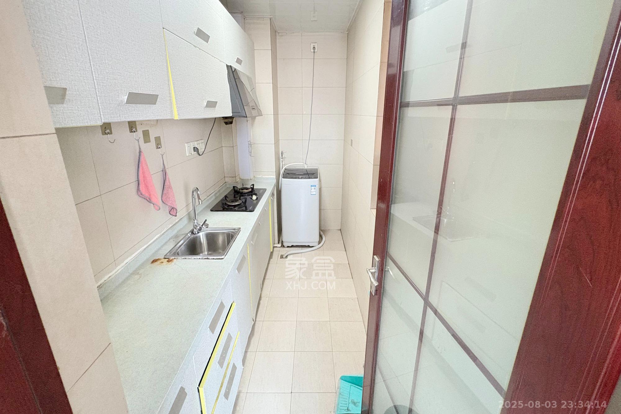 新青年公寓  1室1厅1卫    48.0万 新青年公寓  1室1厅1卫    48.0万厨房