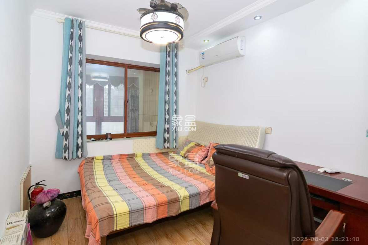 润和紫郡一期 5室2厅2卫 3000.0元/月 润和紫郡一期 5室2厅2卫 3000.0元/月室内图