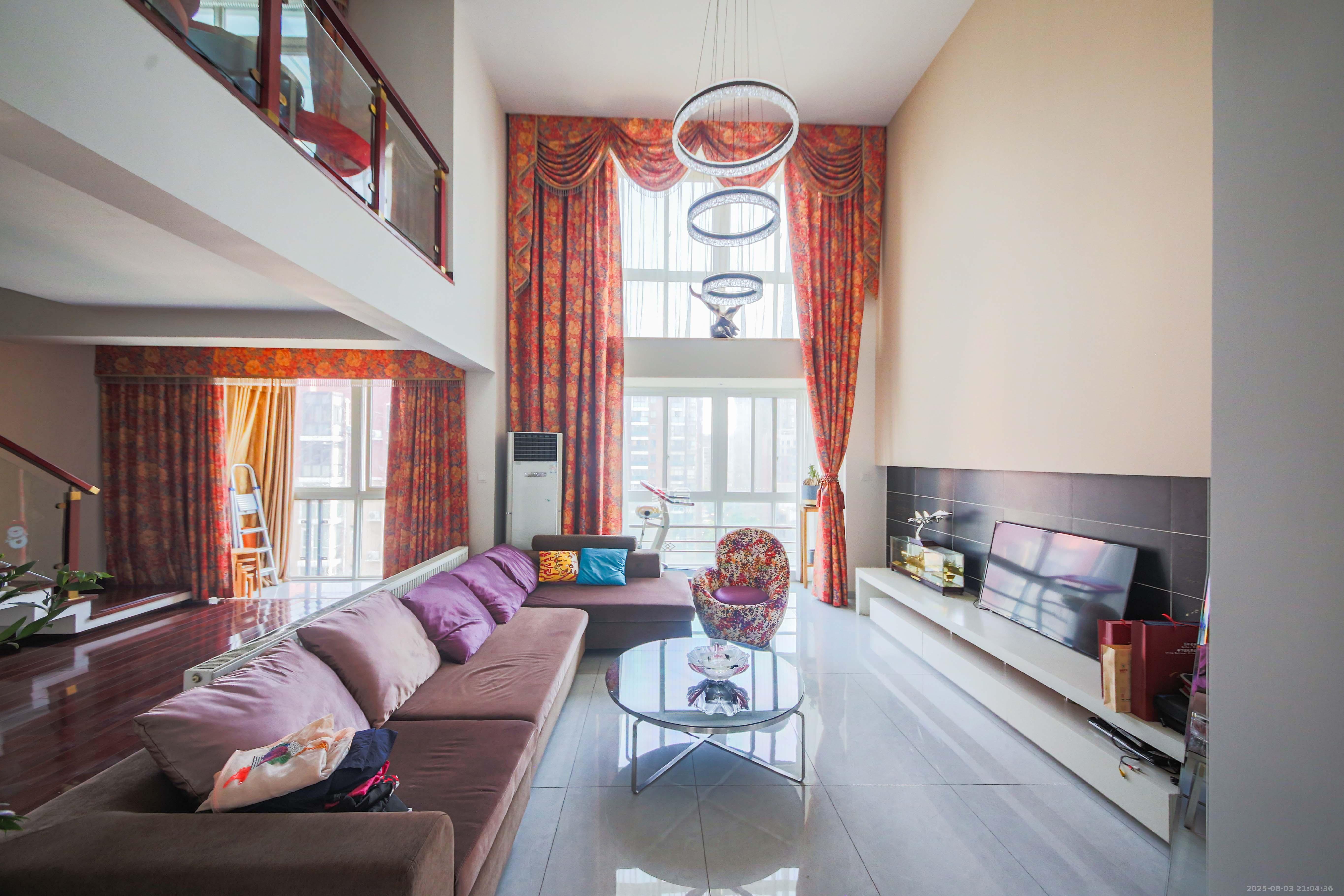 阳光嘉园  4室2厅3卫    278.0万