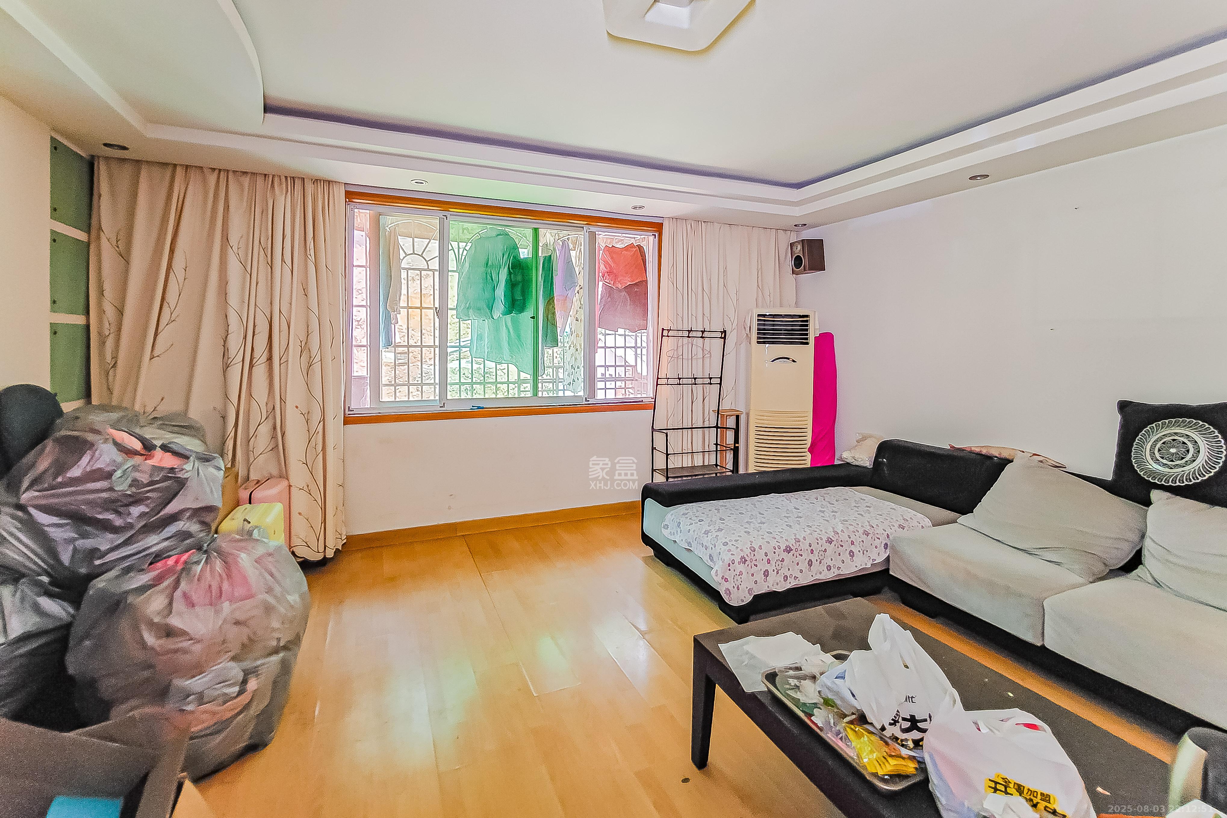 南建公寓  3室2厅1卫   75.00万