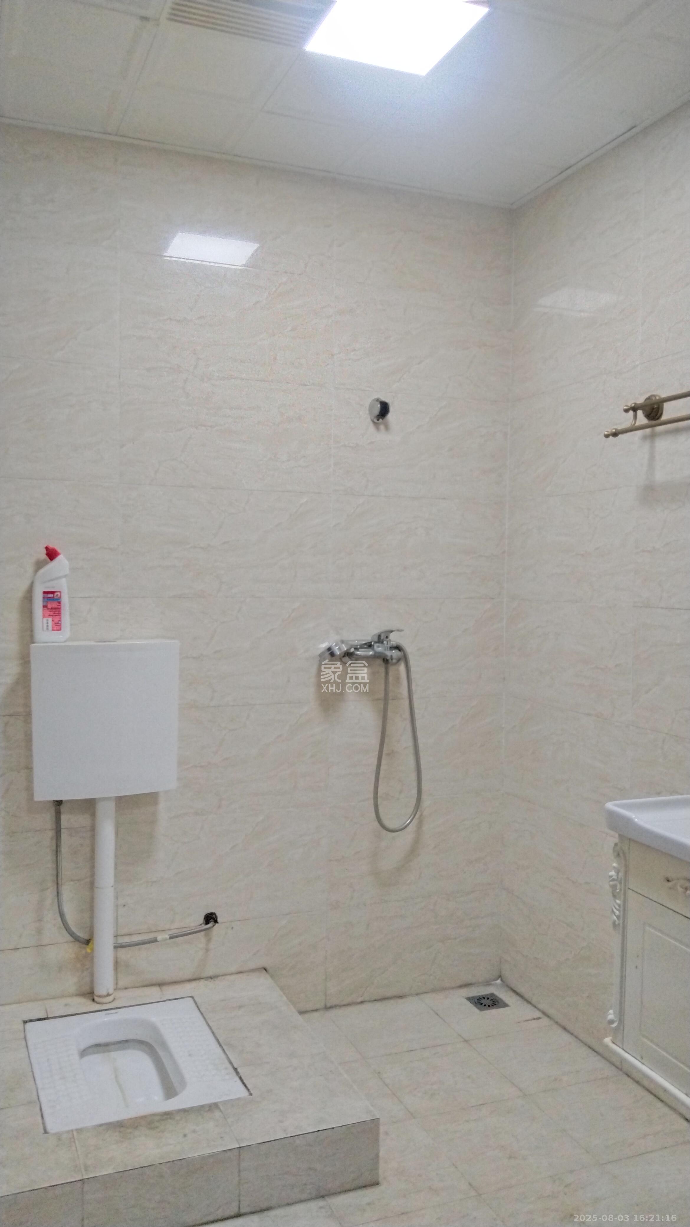 标志商务中心 1室1厅1卫 1100.0元/月 标志商务中心 1室1厅1卫 1100.0元/月室内图