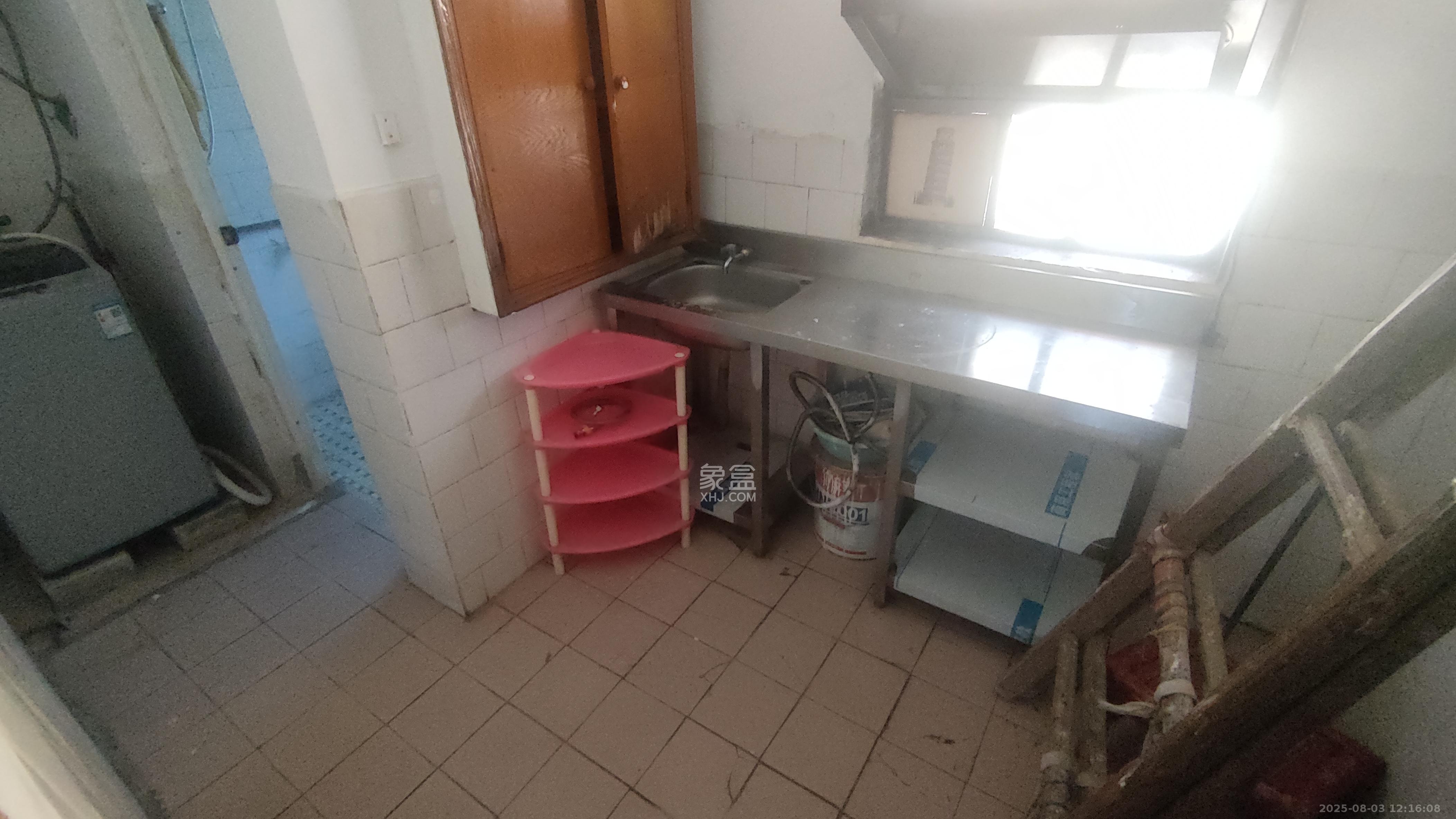 汽车西站商贸城(河西望城坡) 1室0厅0卫 900.0元/月 汽车西站商贸城(河西望城坡) 1室0厅0卫 900.0元/月室内图