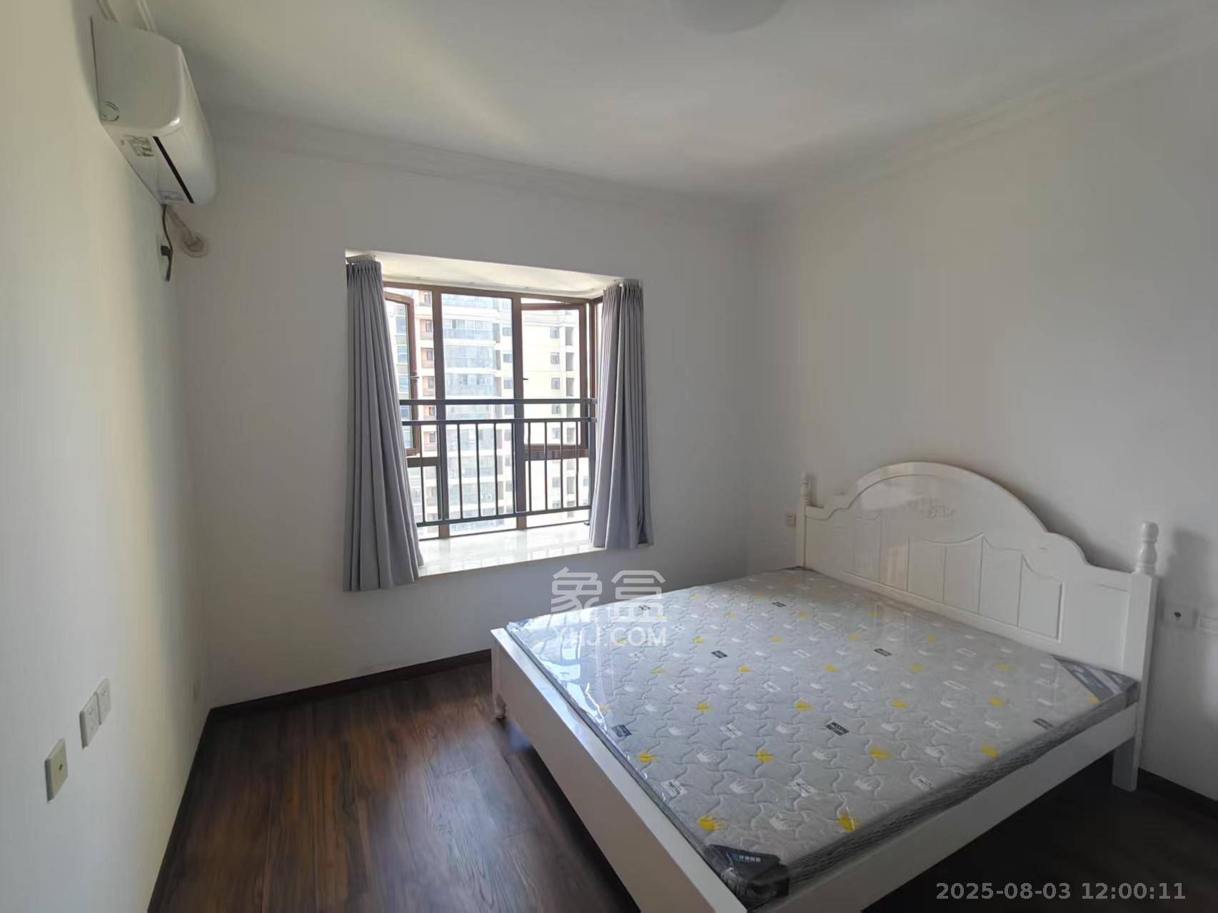 江山帝景哈佛  4室2厅2卫    2500.0元/月 江山帝景哈佛  4室2厅2卫    2500.0元/月室内图