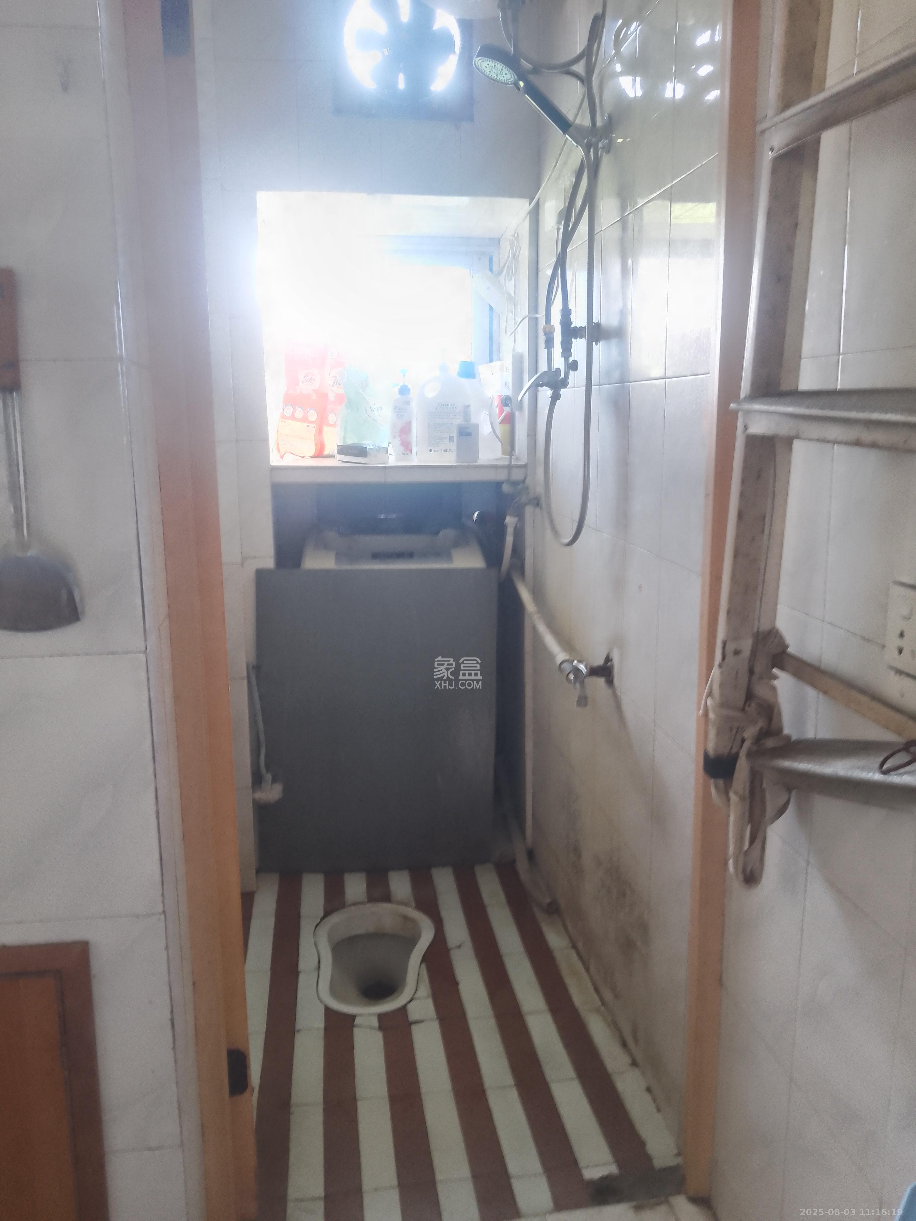 东瓜山一村  2室1厅1卫    1000.0元/月 东瓜山一村  2室1厅1卫    1000.0元/月室内图