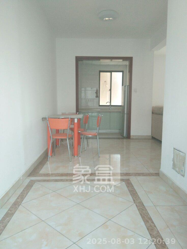 钰龙天下一期  3室2厅2卫    2300.0元/月室内图