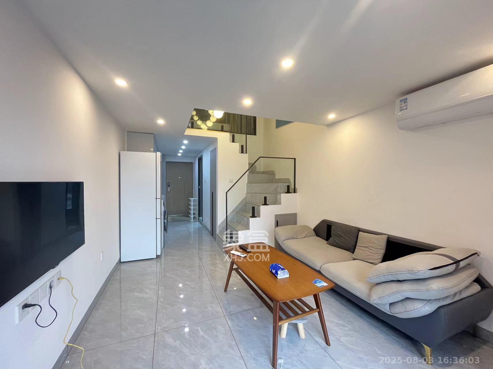 卓越江岸  2室0厅0卫    2800.0元/月 卓越江岸  2室0厅0卫    2800.0元/月室内图