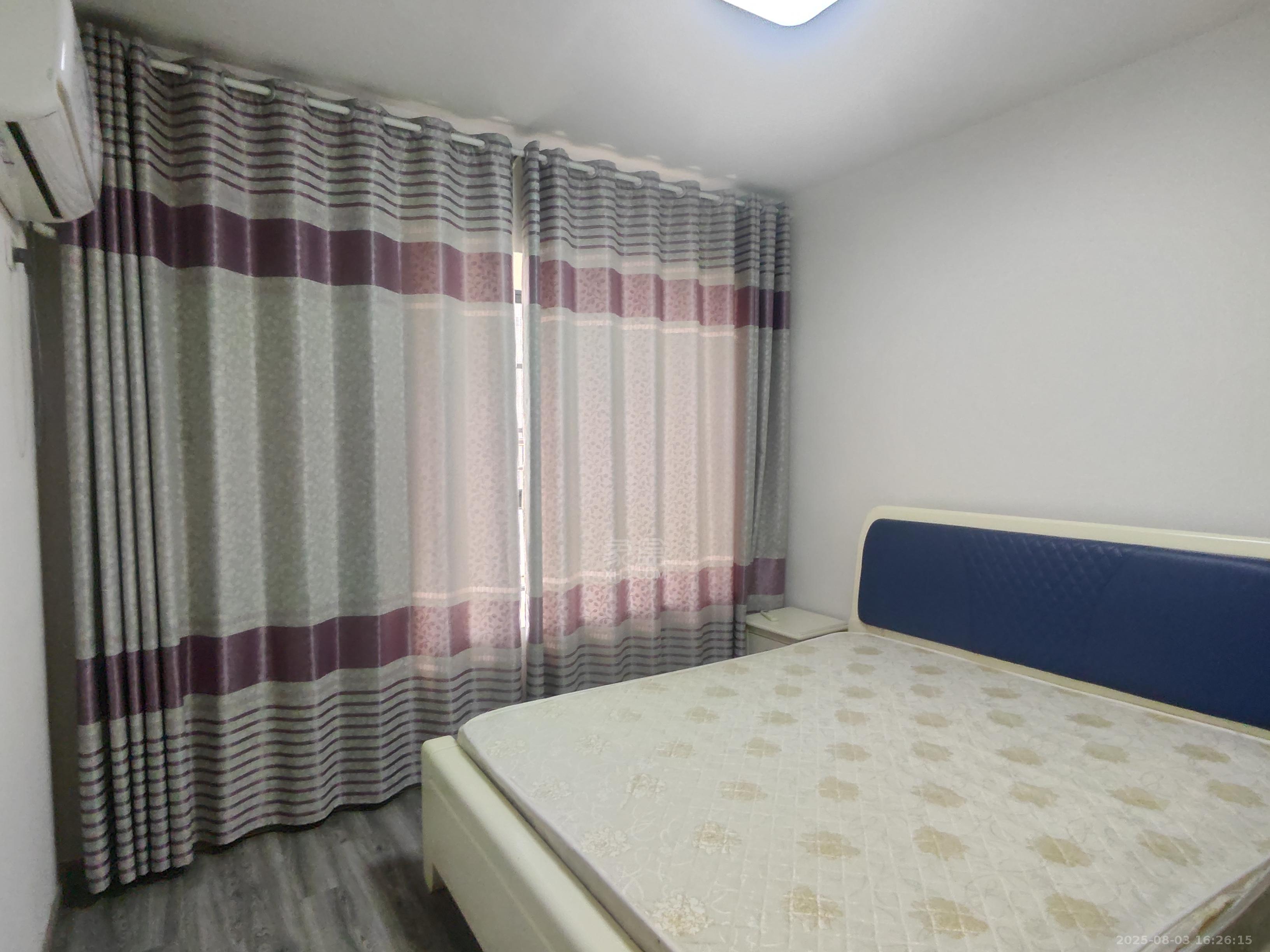 武广国际学苑 4室2厅2卫 2500.0元/月 武广国际学苑 4室2厅2卫 2500.0元/月室内图