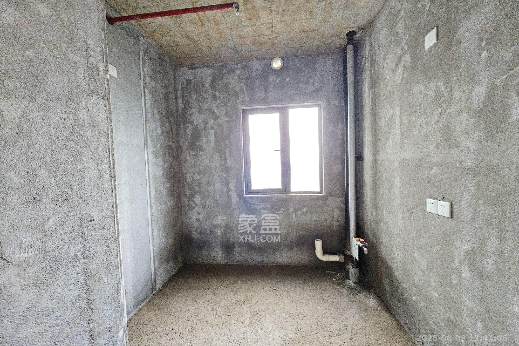 阳光城尚东湾愉景苑  4室4厅2卫    1500.0元/月 阳光城尚东湾愉景苑  4室4厅2卫    1500.0元/月室内图