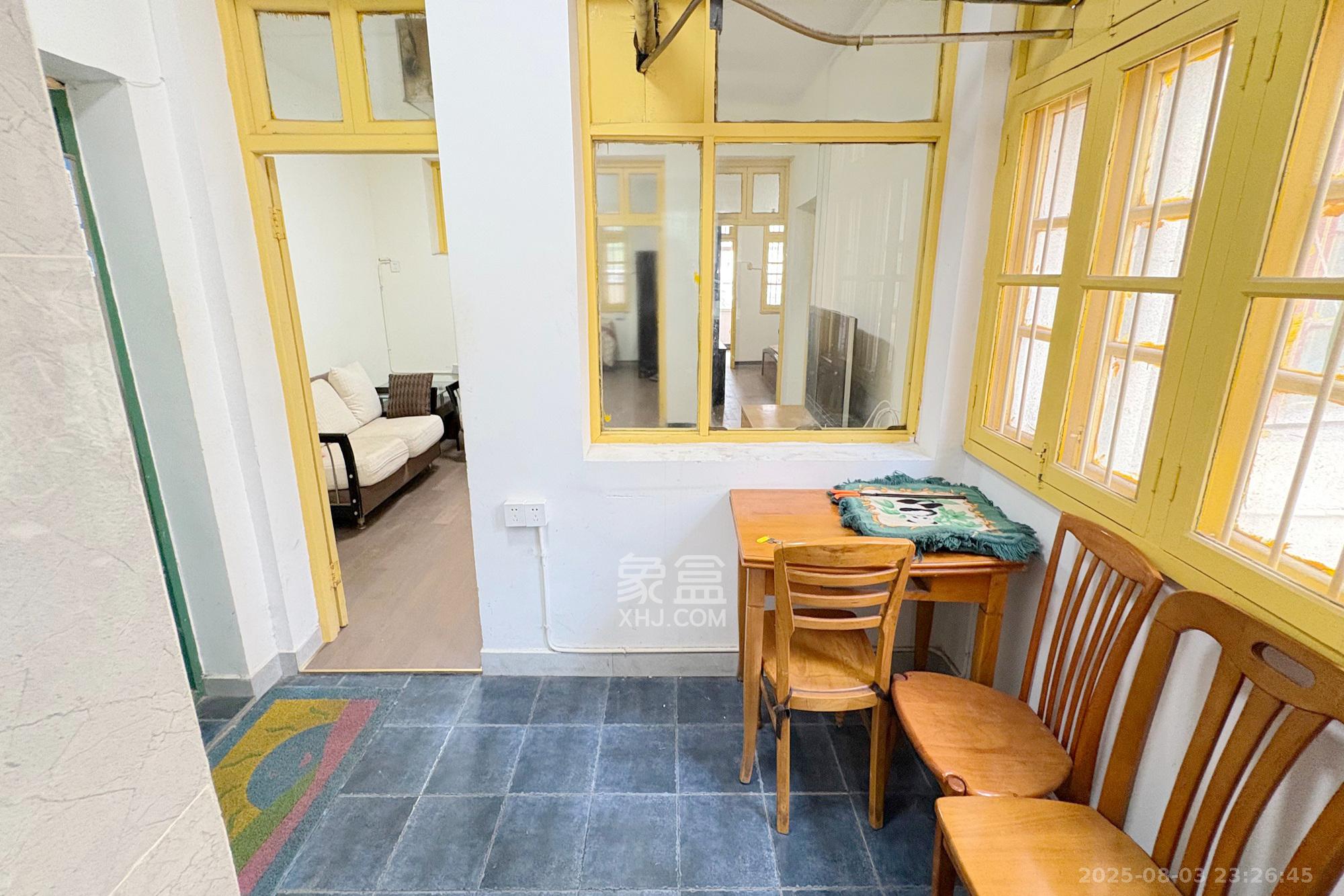 湖南省道路运输管理局 3室2厅1卫 76.8万 湖南省道路运输管理局 3室2厅1卫 76.8万其他