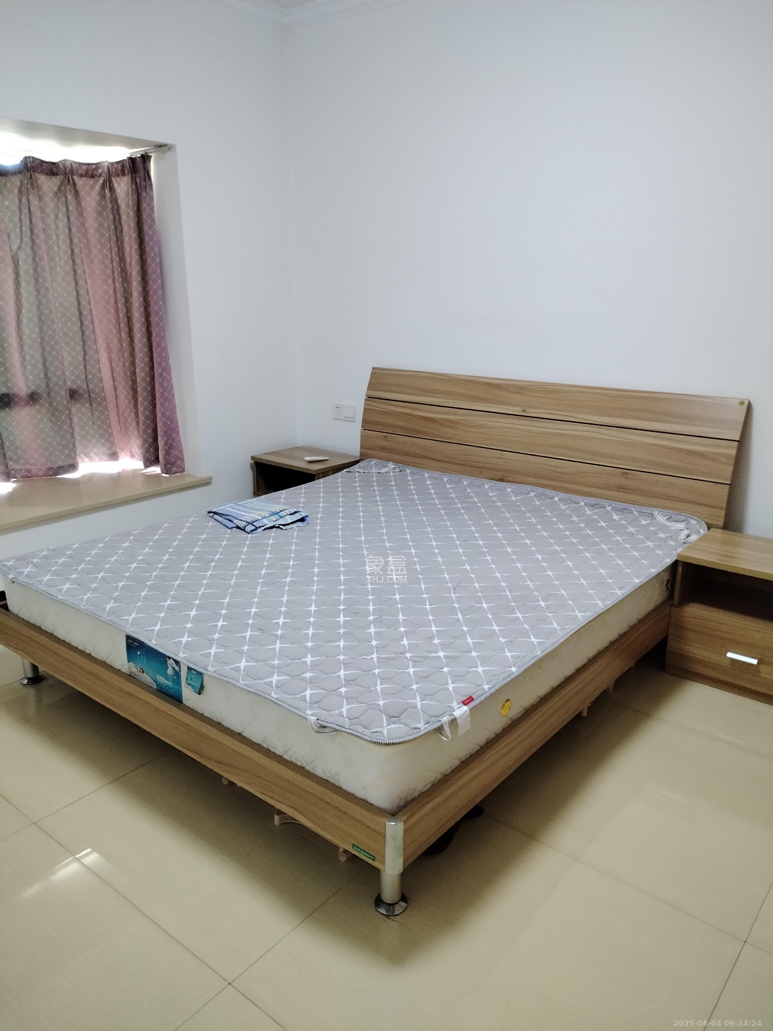 旭辉藏郡(藏郡、旭湘华府) 2室2厅1卫 2000.0元/月 旭辉藏郡(藏郡、旭湘华府) 2室2厅1卫 2000.0元/月室内图