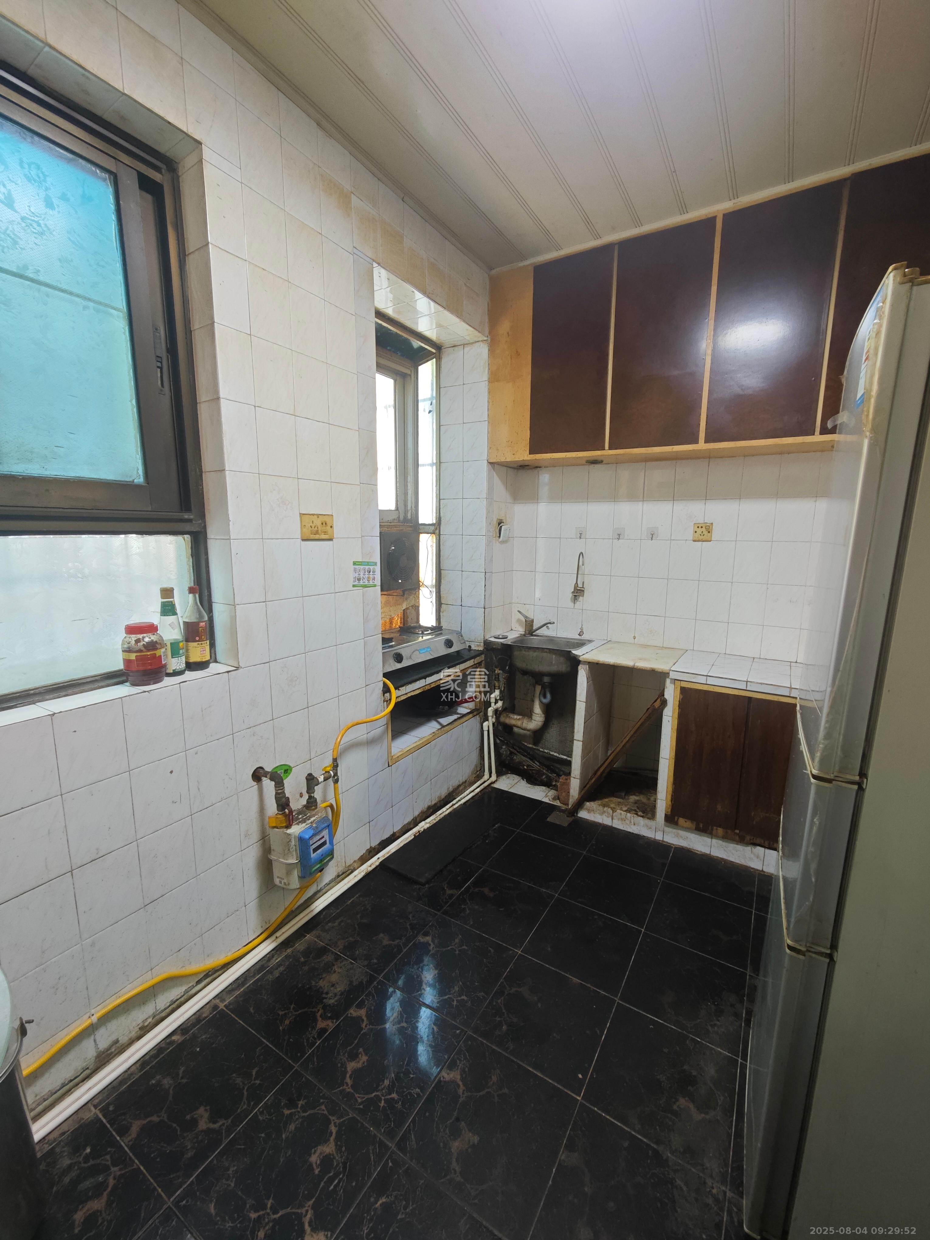 火星镇长沙电业局宿舍  2室1厅1卫    1300.0元/月室内图