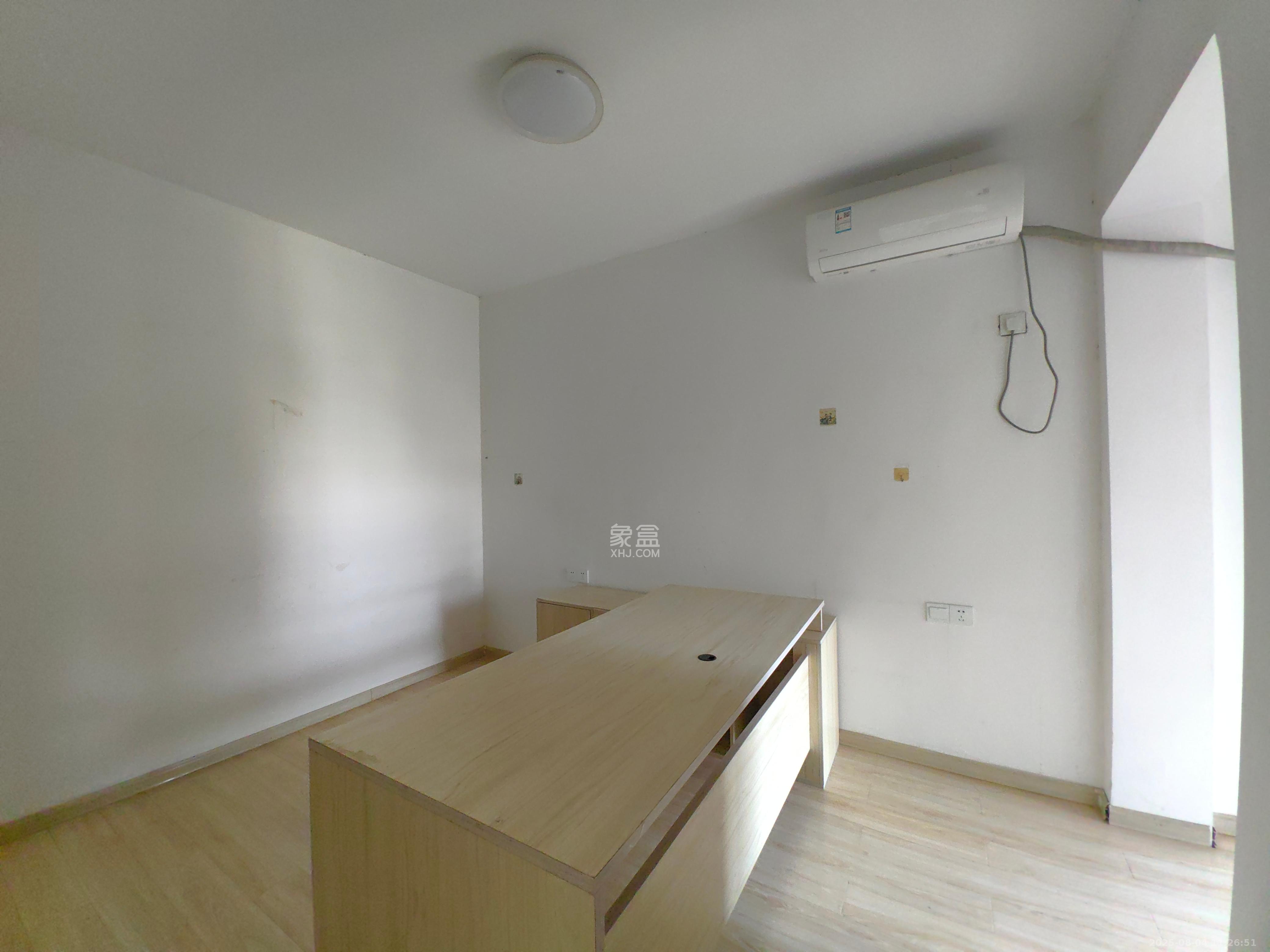 三一街区 3室2厅1卫 1500.0元/月 三一街区 3室2厅1卫 1500.0元/月室内图