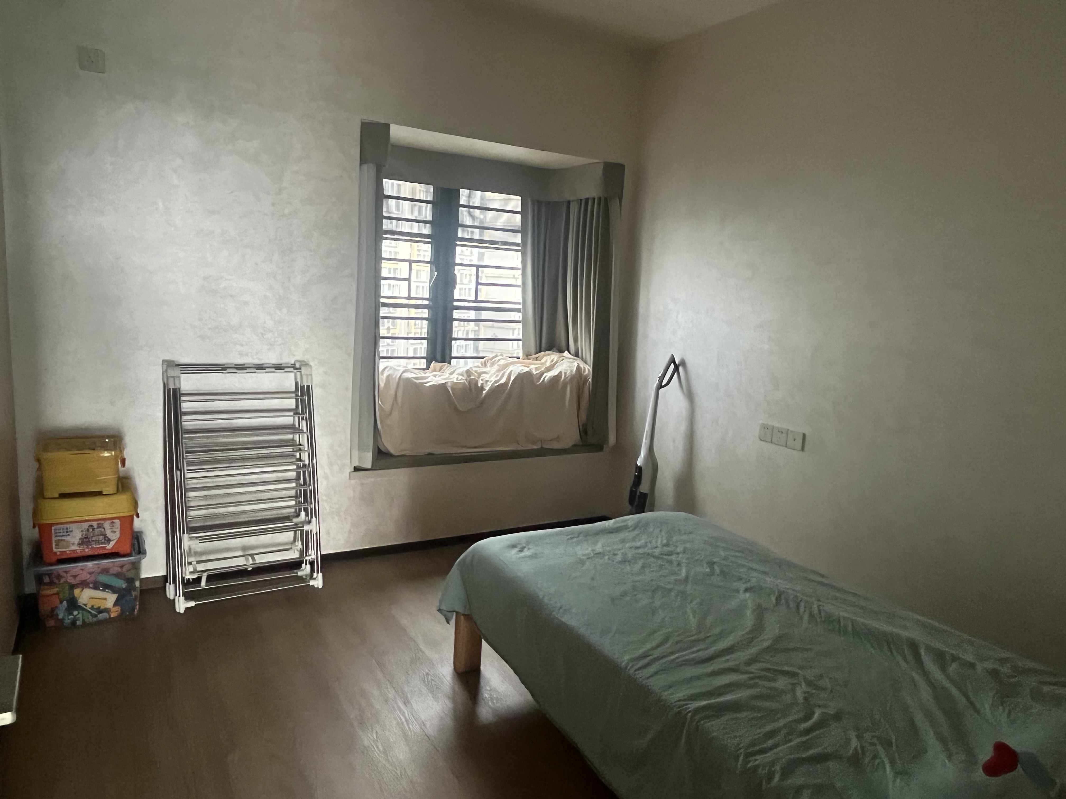 华润中心二期东悦府 4室2厅3卫 620.0万 华润中心二期东悦府 4室2厅3卫 620.0万客厅