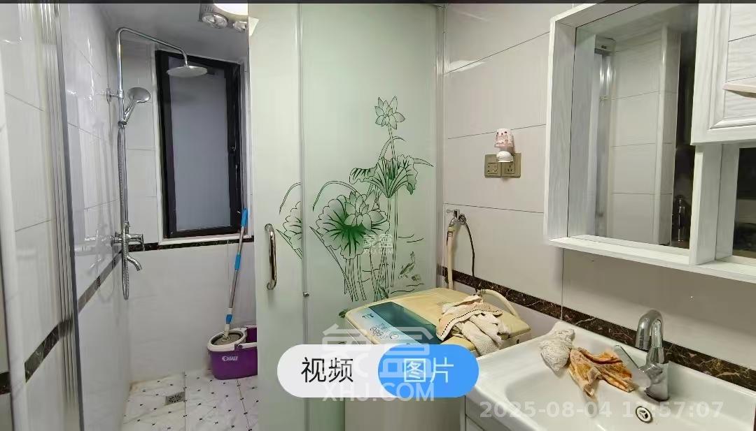 新新花园  2室2厅1卫   1900.00元/月室内图