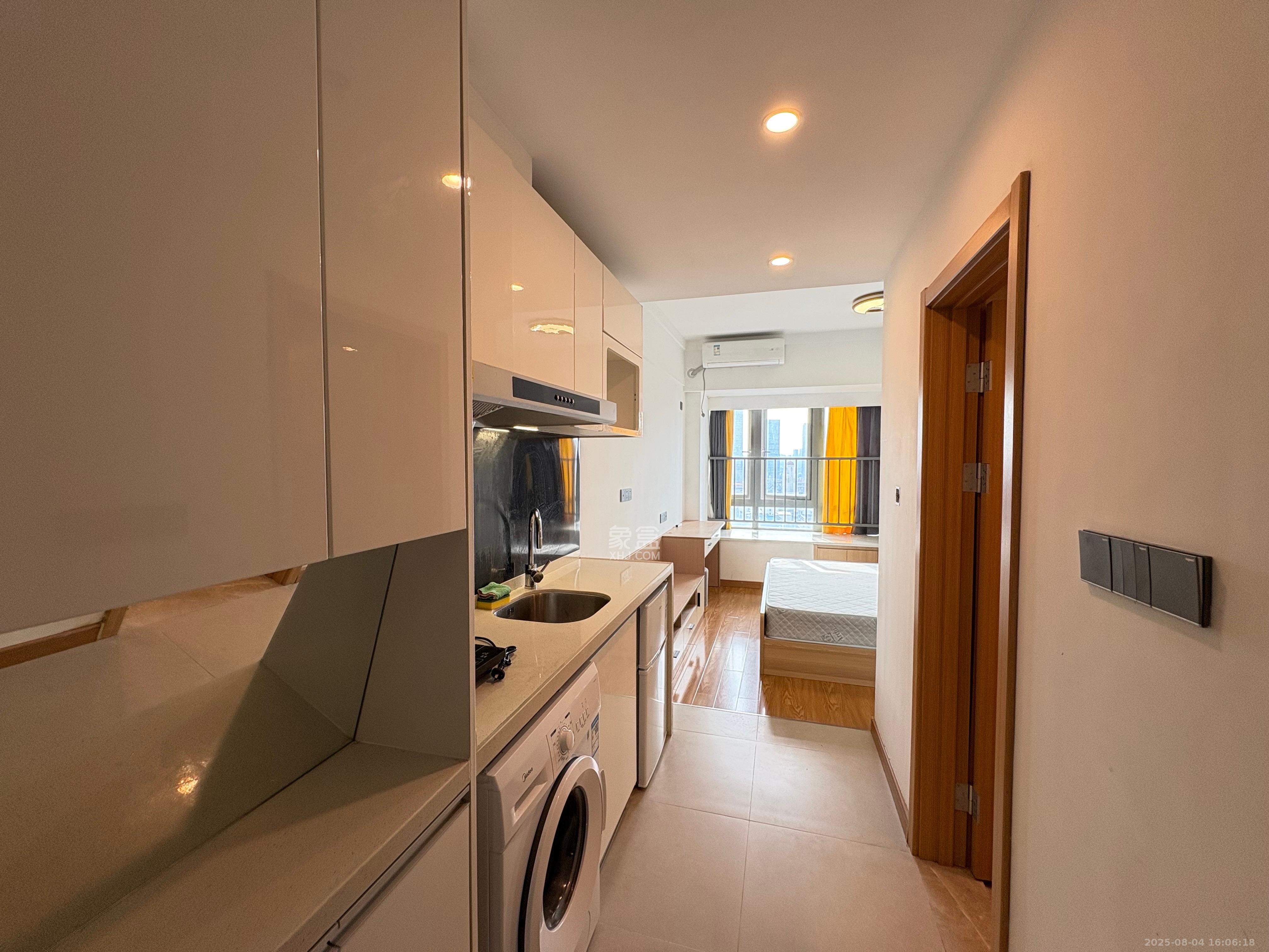 阳光城檀悦  1室1厅1卫    1900.0元/月