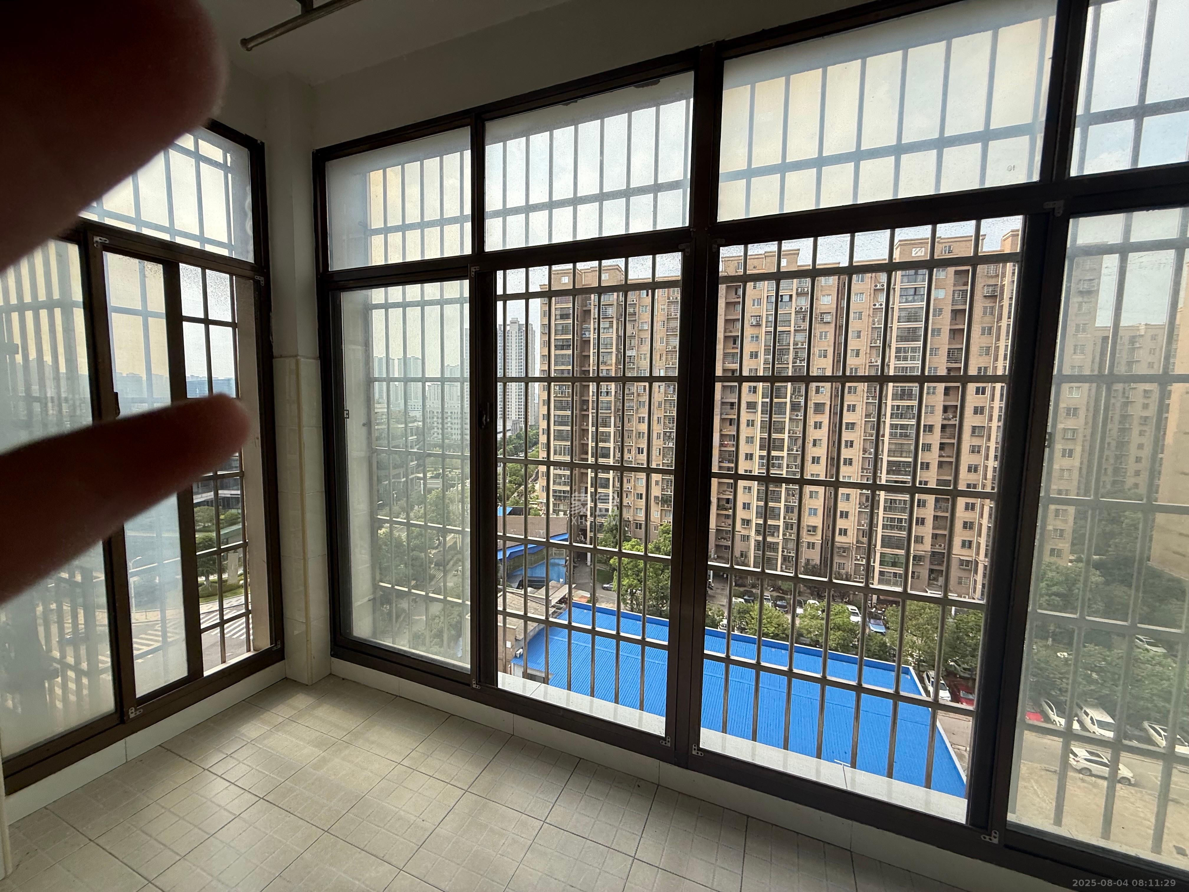 和沁园  2室1厅1卫    2000.0元/月室内图