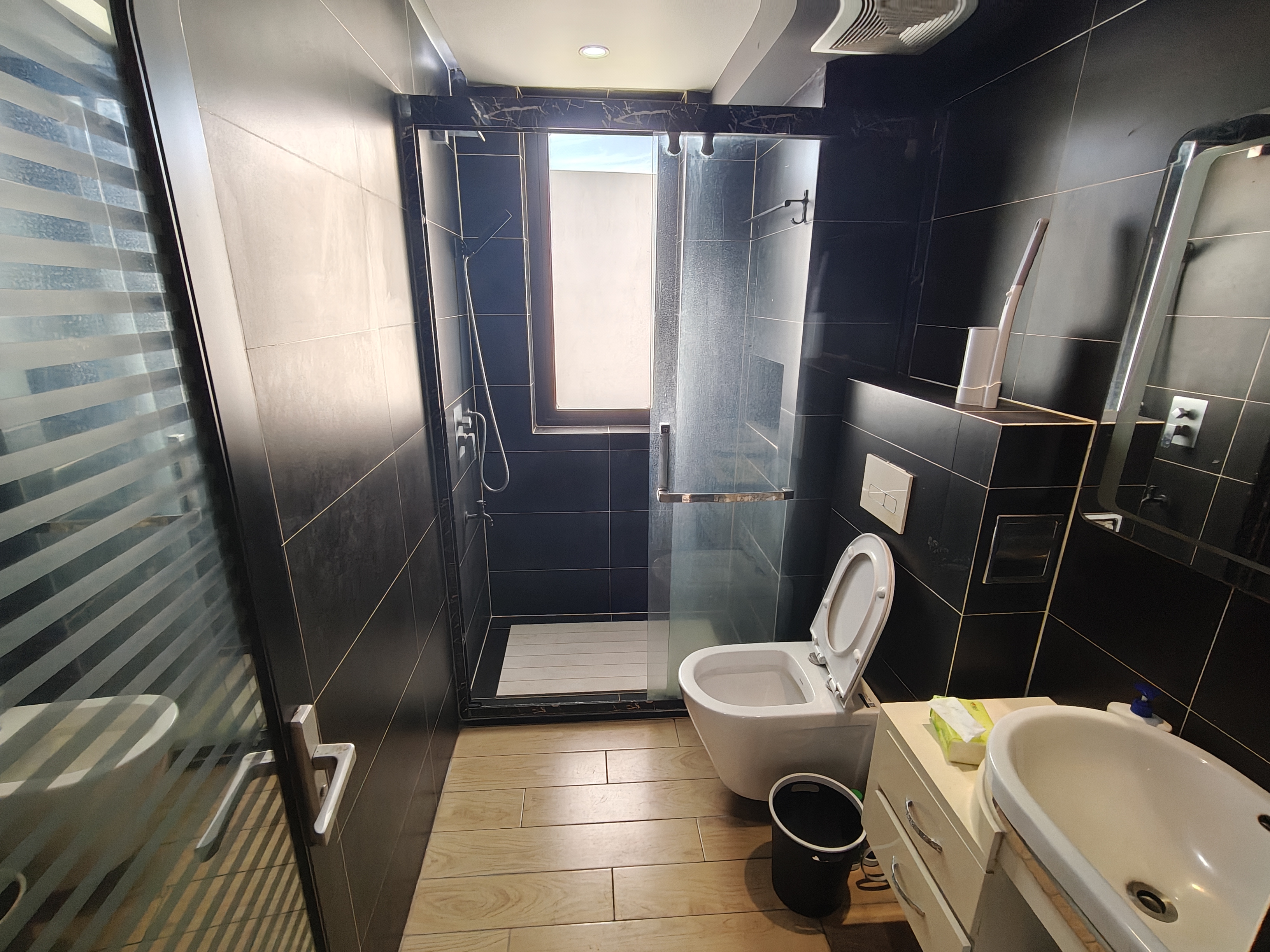 万达广场骏豪仕家(万达公馆) 3室2厅2卫 2700.0元/月 万达广场骏豪仕家(万达公馆) 3室2厅2卫 2700.0元/月室内图