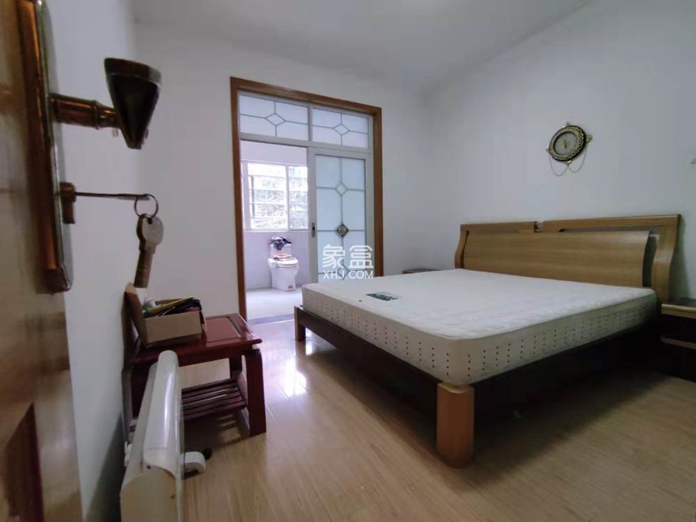 鸿都苑  4室2厅2卫    65.0万室内图