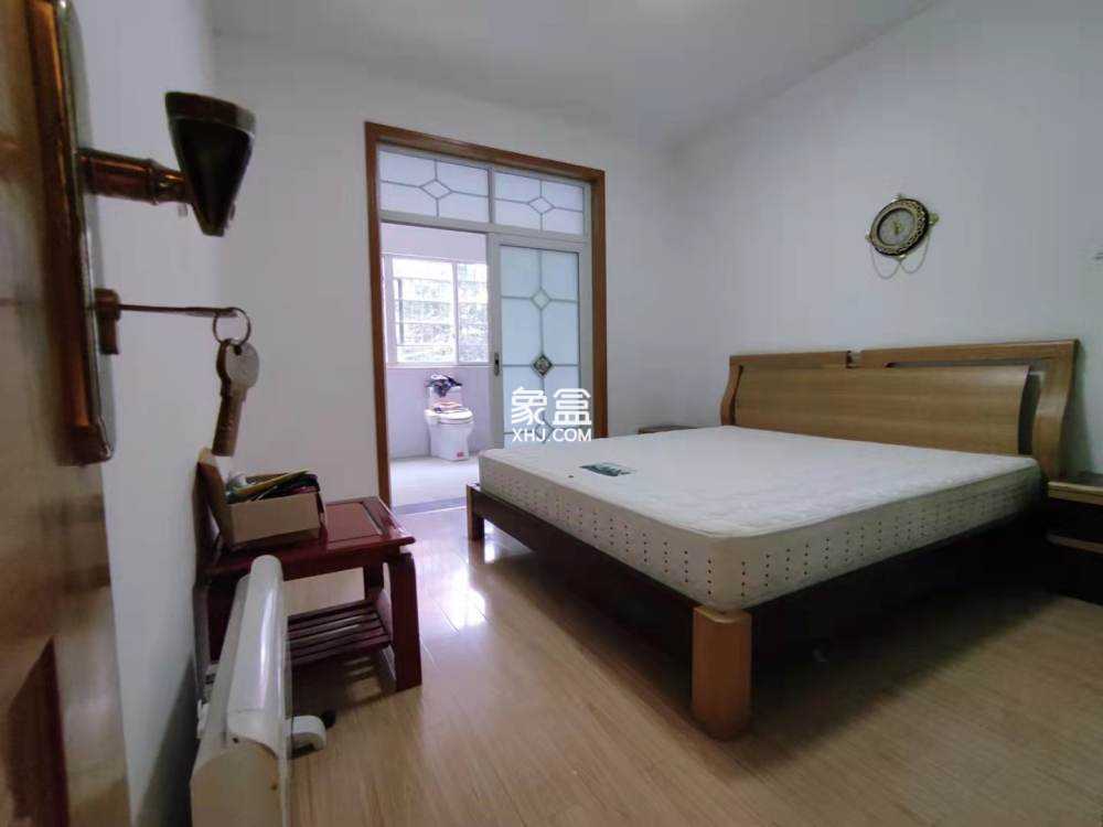 鸿都苑 4室2厅2卫 65.0万 鸿都苑 4室2厅2卫 65.0万室内图