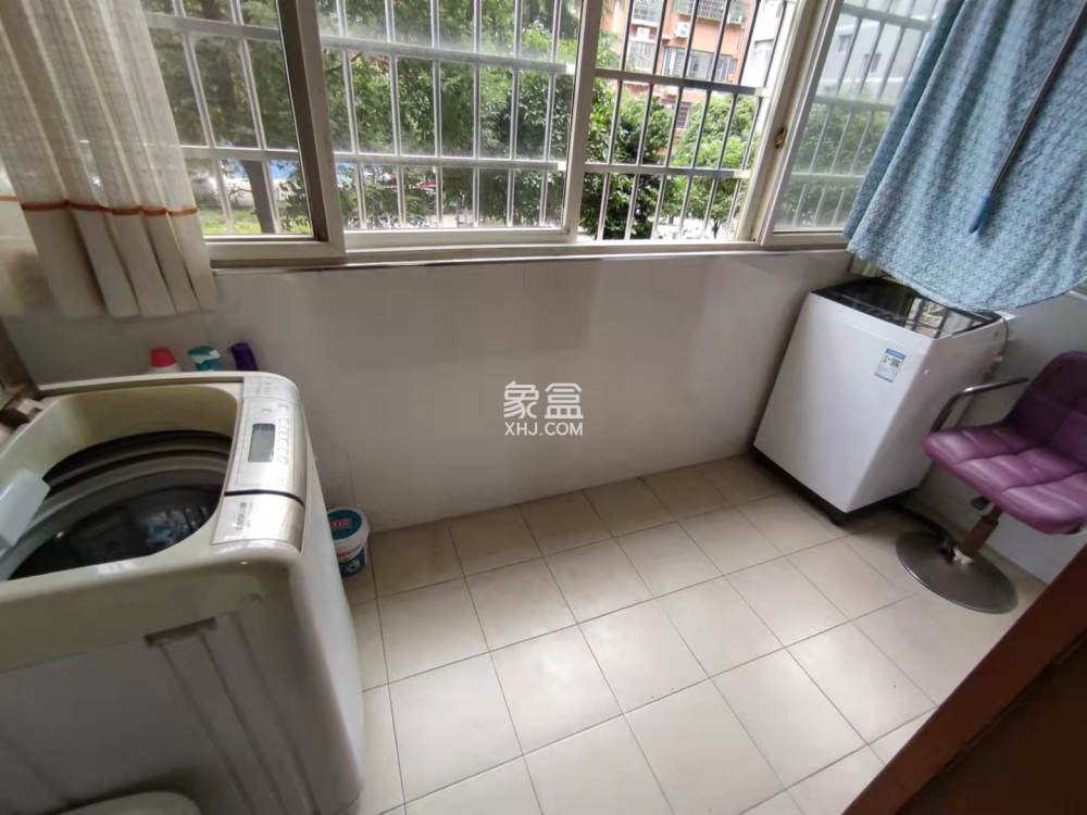 鸿都苑  4室2厅2卫    65.0万室内图