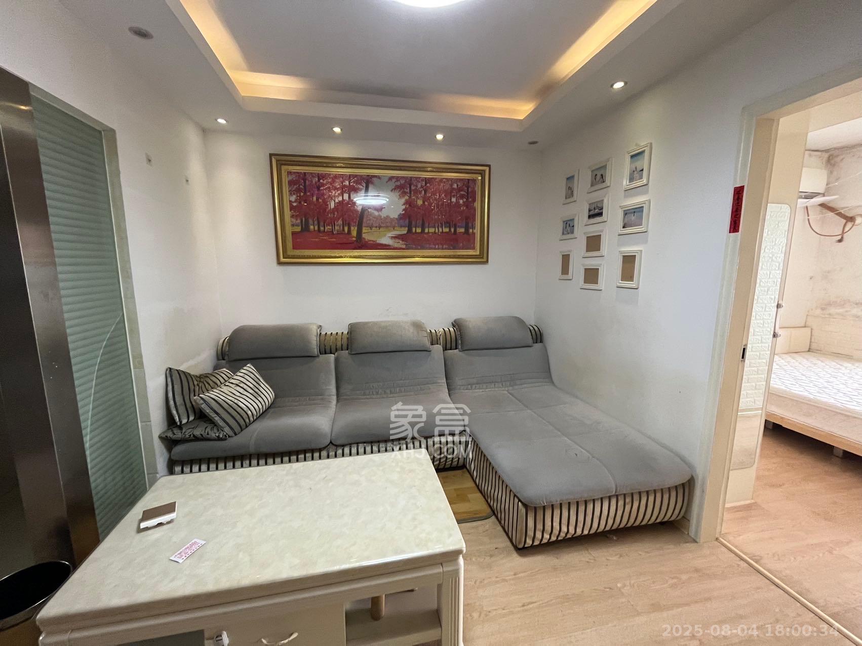 先锋东外滩  1室1厅1卫    2000.0元/月 先锋东外滩  1室1厅1卫    2000.0元/月室内图