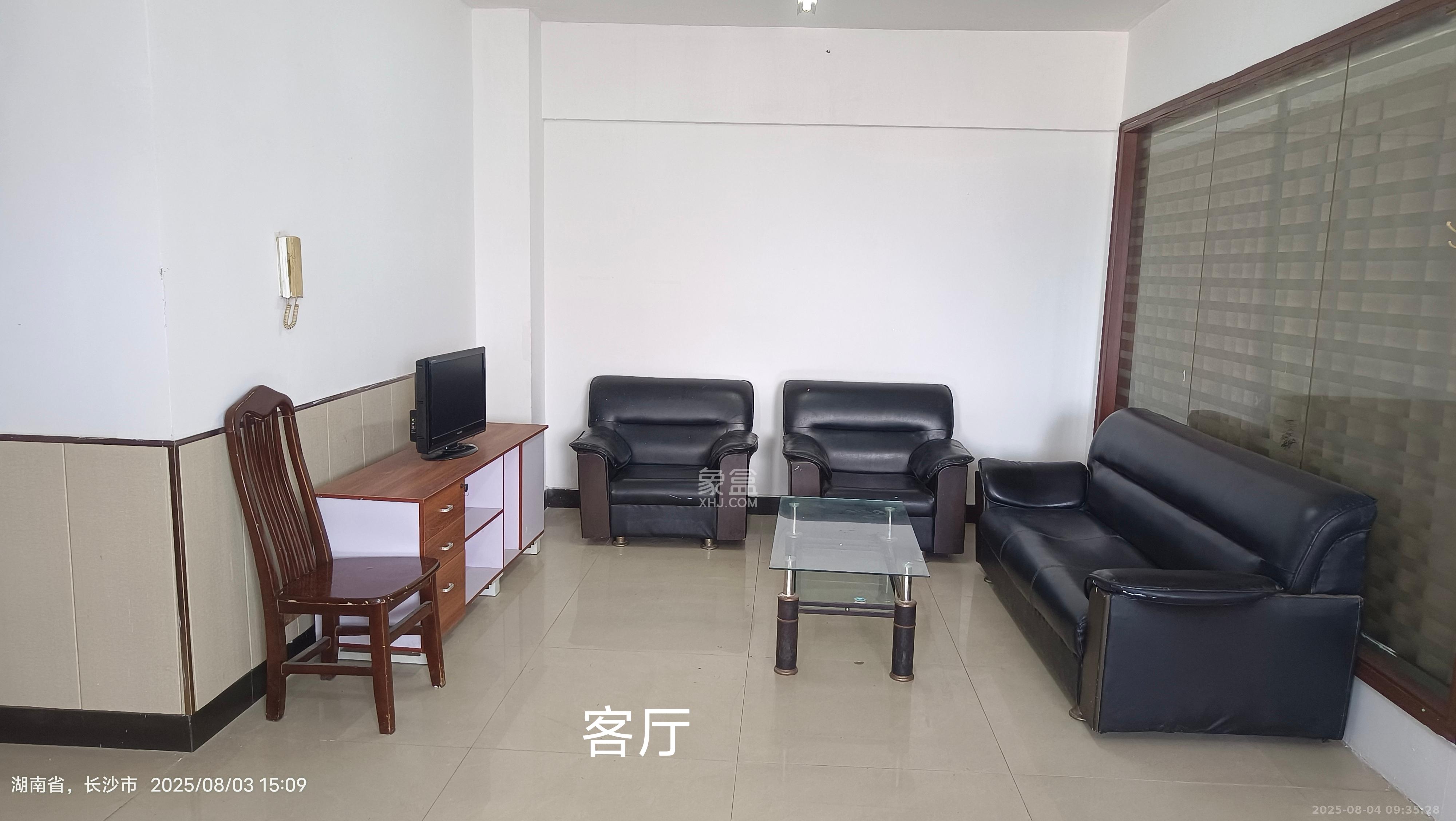 时代先锋 2室2厅1卫 1700.0元/月 时代先锋 2室2厅1卫 1700.0元/月室内图