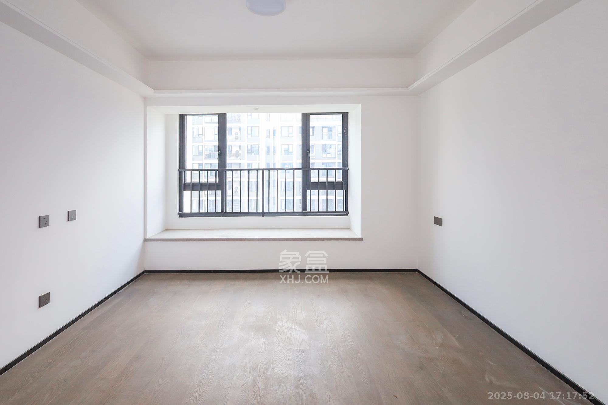 万科森林公园  1室0厅0卫    180.0万卧室