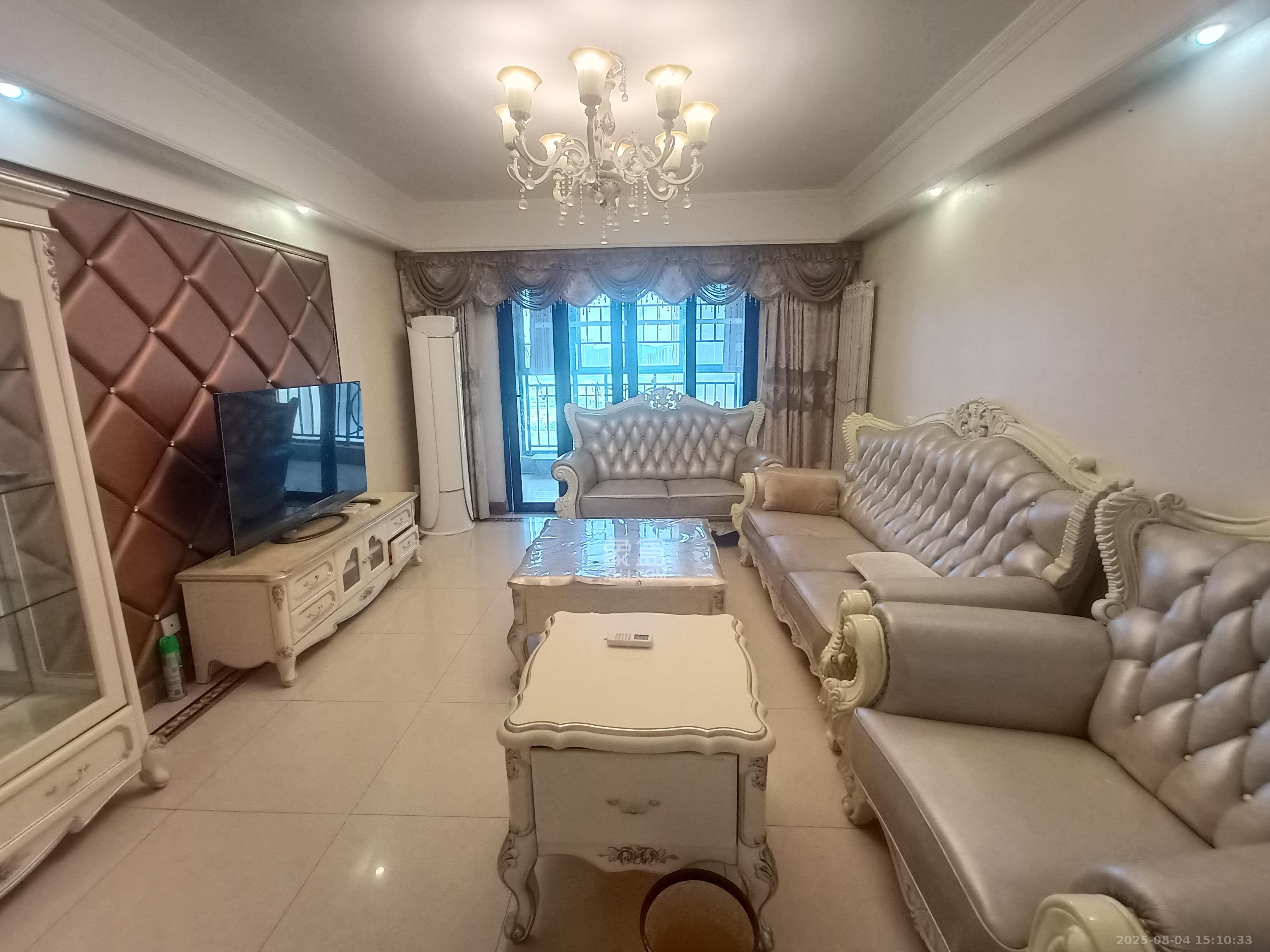 中海国际一期 4室2厅2卫 2600.0元/月 中海国际一期 4室2厅2卫 2600.0元/月室内图