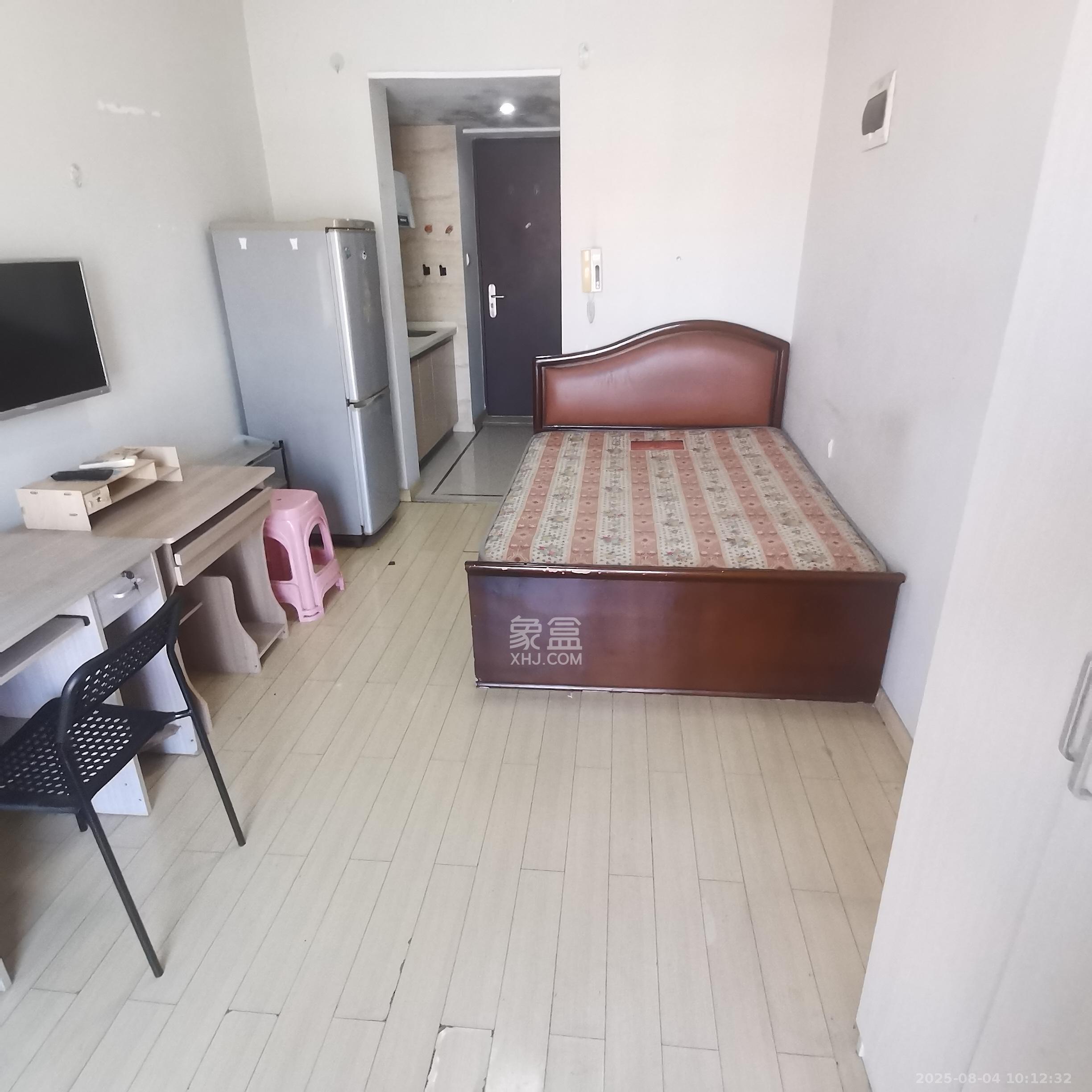 万科金域华府一期 1室1厅1卫 1200.0元/月 万科金域华府一期 1室1厅1卫 1200.0元/月室内图