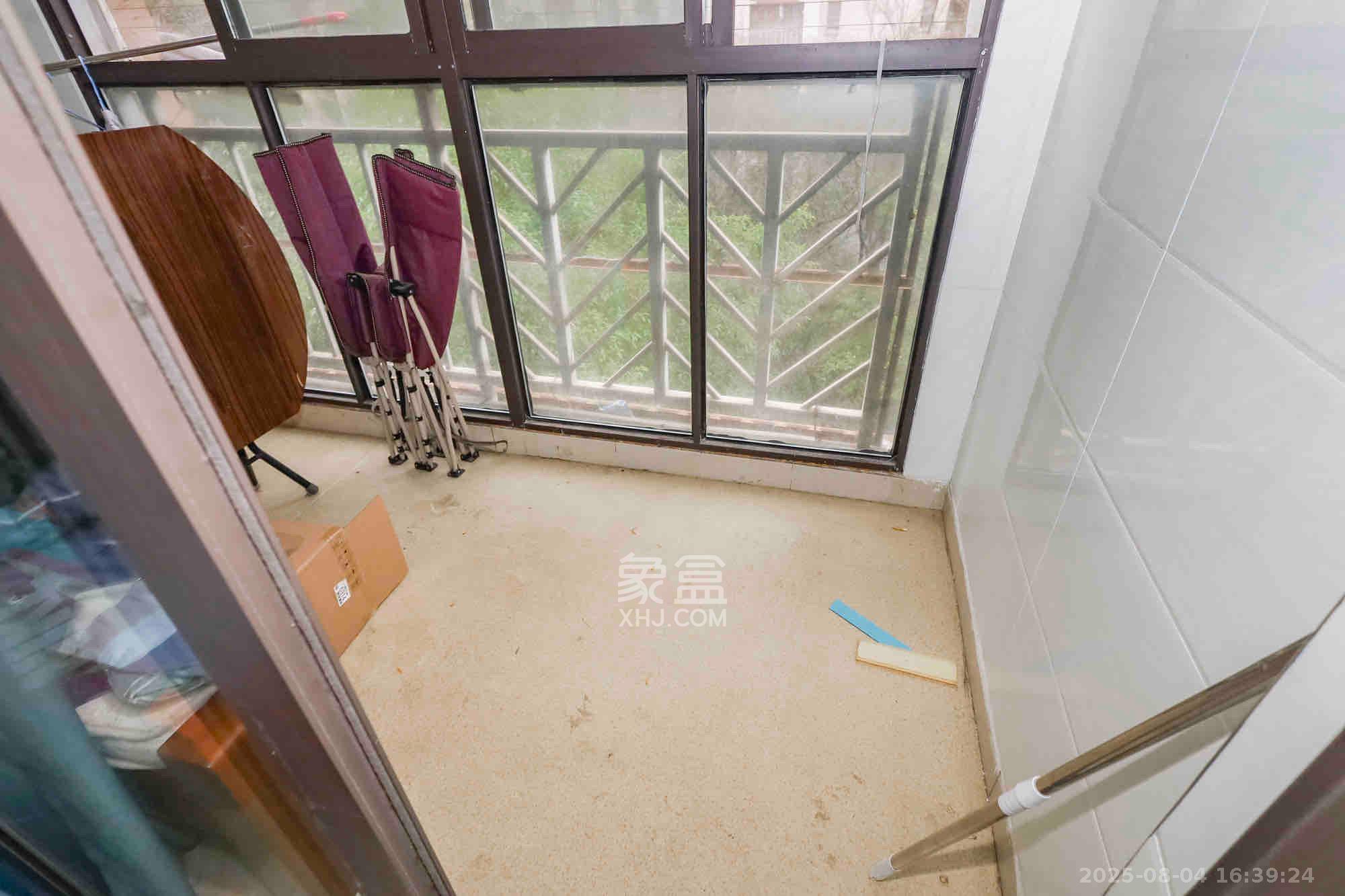 旭辉藏郡（藏郡、旭湘华府)  3室2厅1卫    2200.0元/月室内图