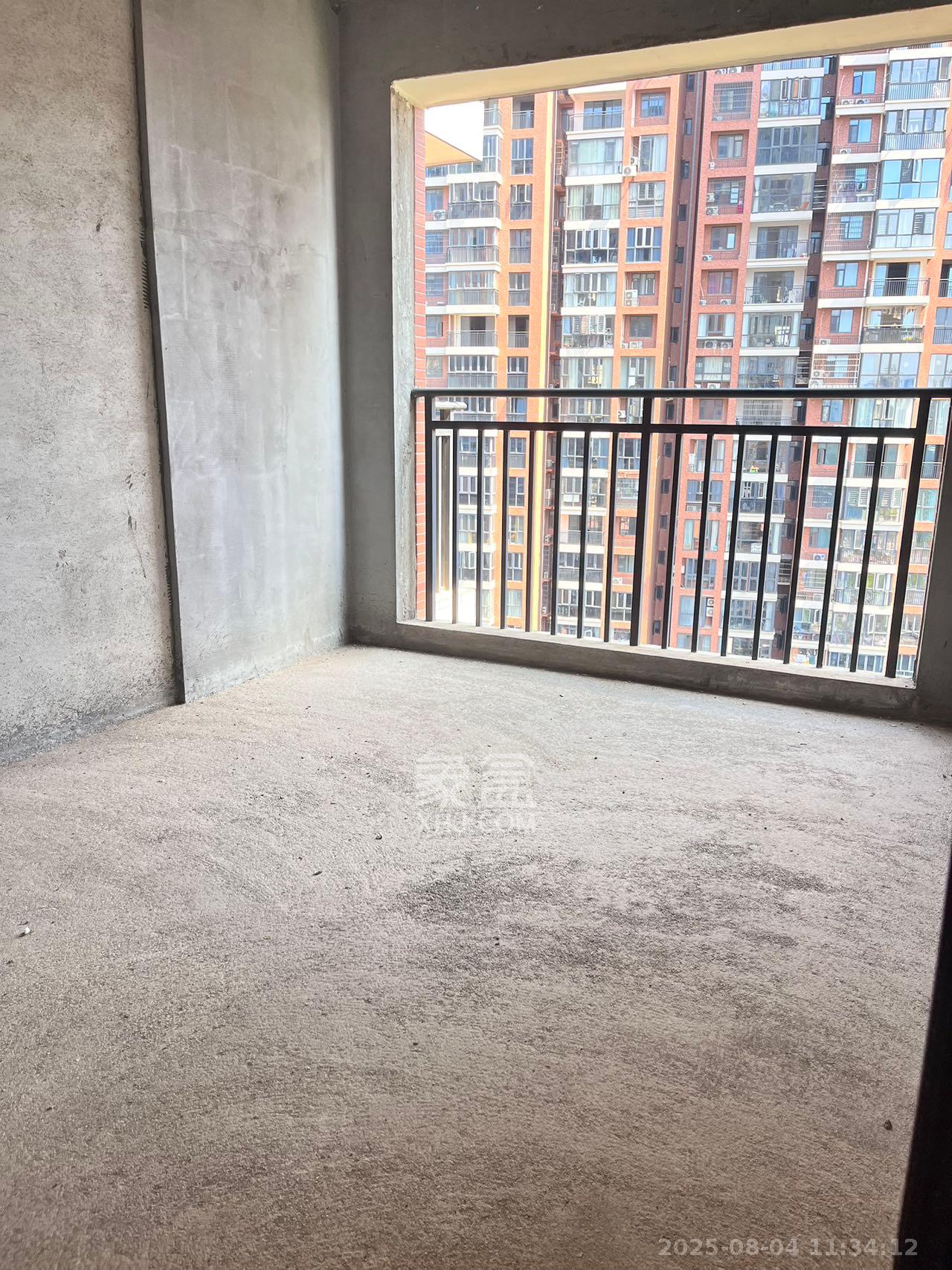 恒生碧水龙庭  4室2厅2卫    1800.0元/月 恒生碧水龙庭  4室2厅2卫    1800.0元/月室内图